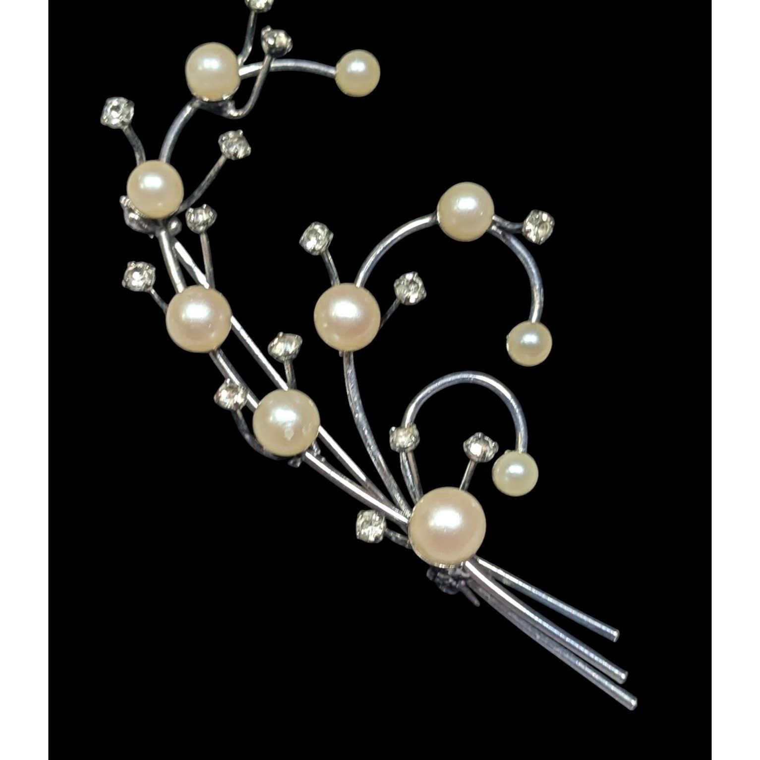 Other Fairy Bridal Floral Spray Faux Pearl And Rhinestone Brooch Size ONE SIZE - 1 Thumbnail