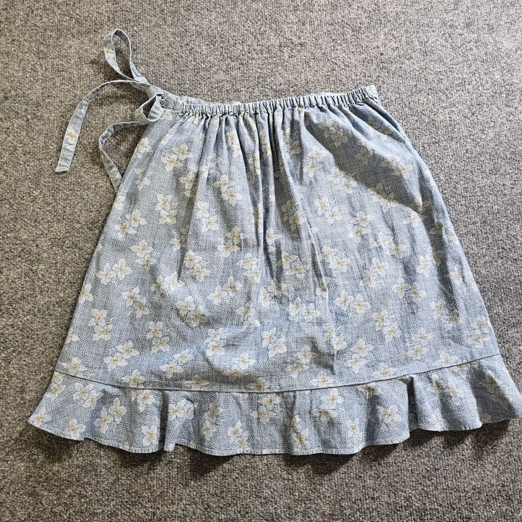 J.Crew J.CREW Skirt Womens Medium Blue Denim Chambray Floral Wrap Style Ruffle Casual Size 32" / US 10 / IT 46 - 7 Thumbnail