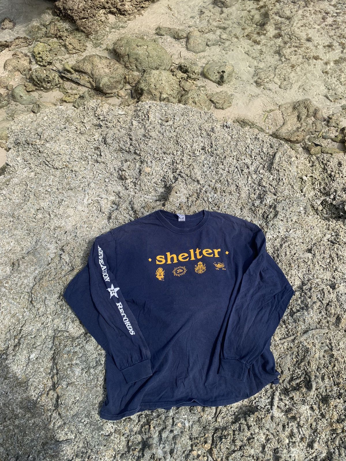 Band Tees Shelter straight edge longsleeve hardcore y2k 00s erd grunge Size US L / EU 52-54 / 3 - 2 Thumbnail