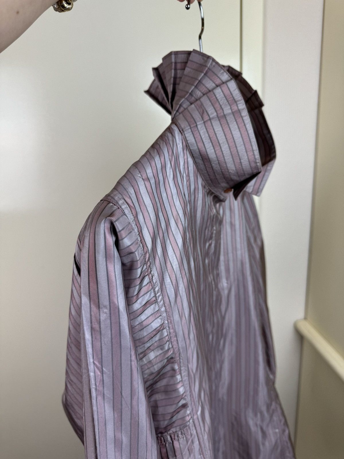 Jil Sander Jil Sander Vintage Silk Striped Shirt Blouse Dracula Collar Size S / US 4 / IT 40 - 15 Thumbnail