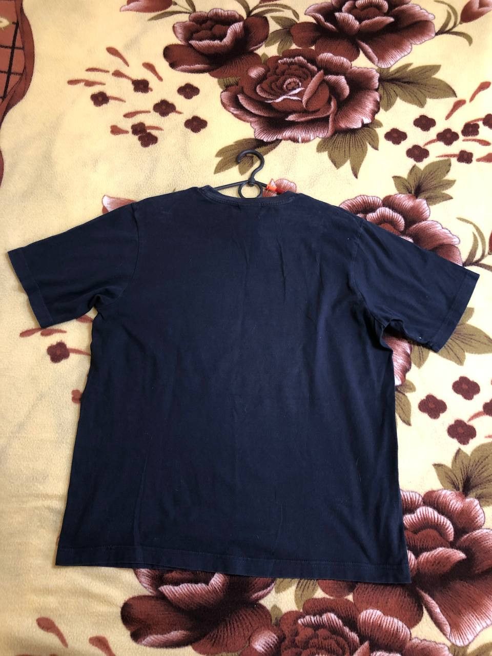 Nike Vintage Nike 90s Center Big Swoosh T Shirt streetwear Size US L / EU 52-54 / 3 - 4 Thumbnail