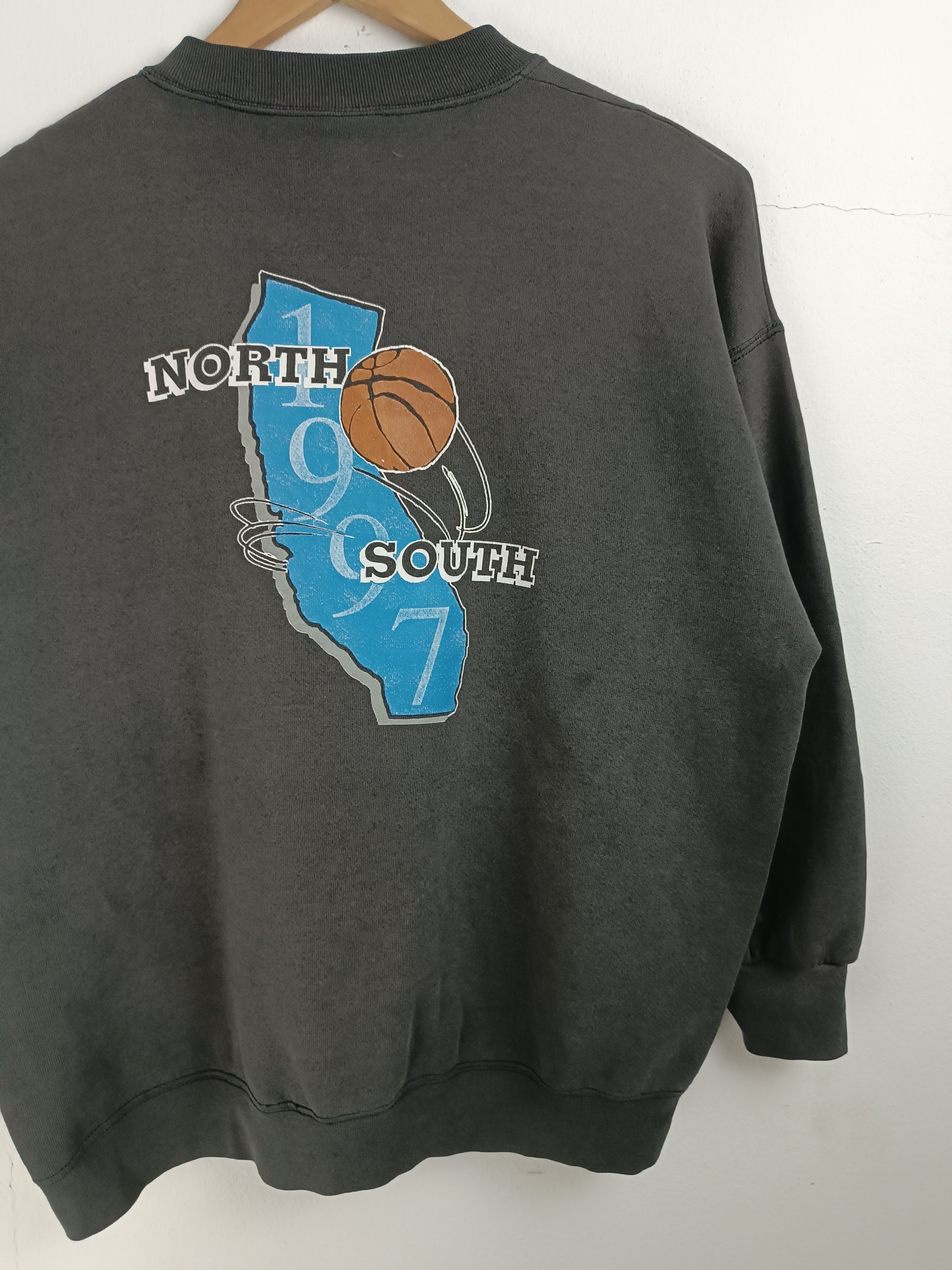 NBA VINTAGE '97 NORTH SOUTH BASKETBALL TOURNAMENT SPORT NFL MLB Size US XL / EU 56 / 4 - 5 Thumbnail