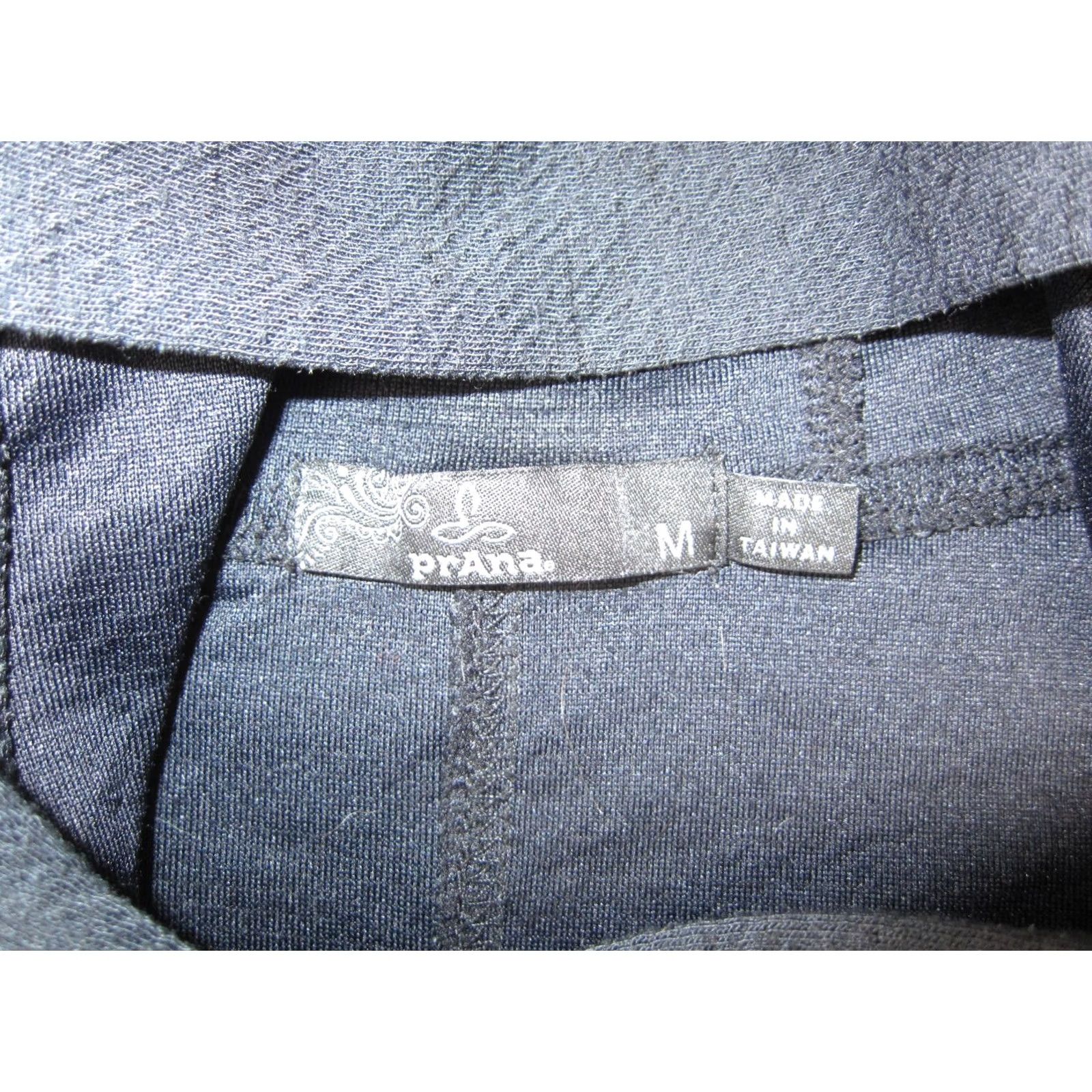 Prana VINTAGE Prana Hoodie Womens M Black Sunrise Sweatshirt Pullover Logo Casual 90s Sports Hooded Pockets Womens Size M / US 6-8 / IT 42-44 - 4 Thumbnail