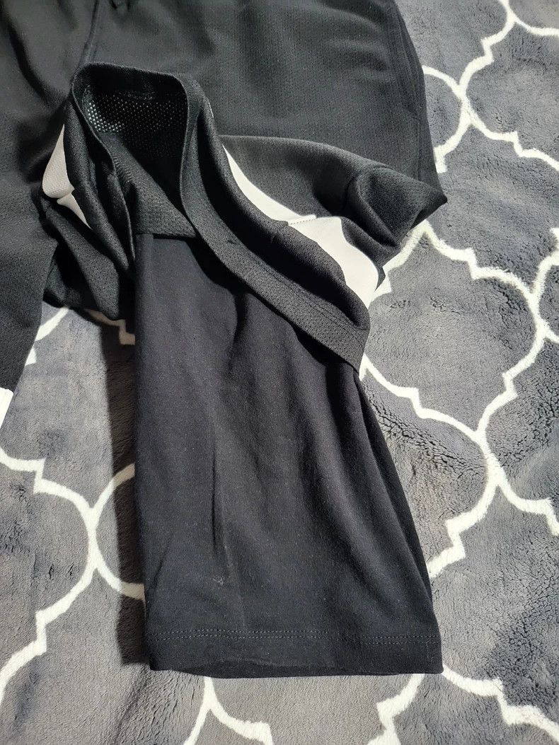 Givenchy Givenchy SizeM Casual shorts made of mesh breathable fabric Size US 30 / EU 46 - 6 Thumbnail