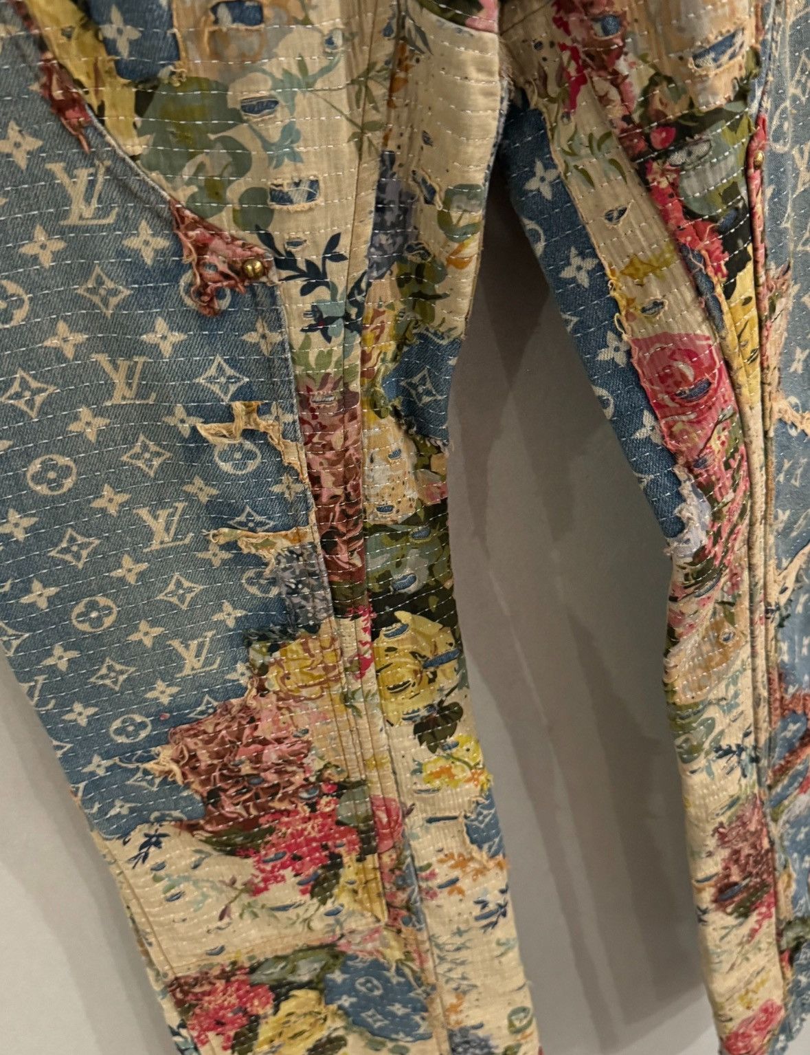 Louis Vuitton Floral destruction boro jeans Size US 31 - 4 Thumbnail