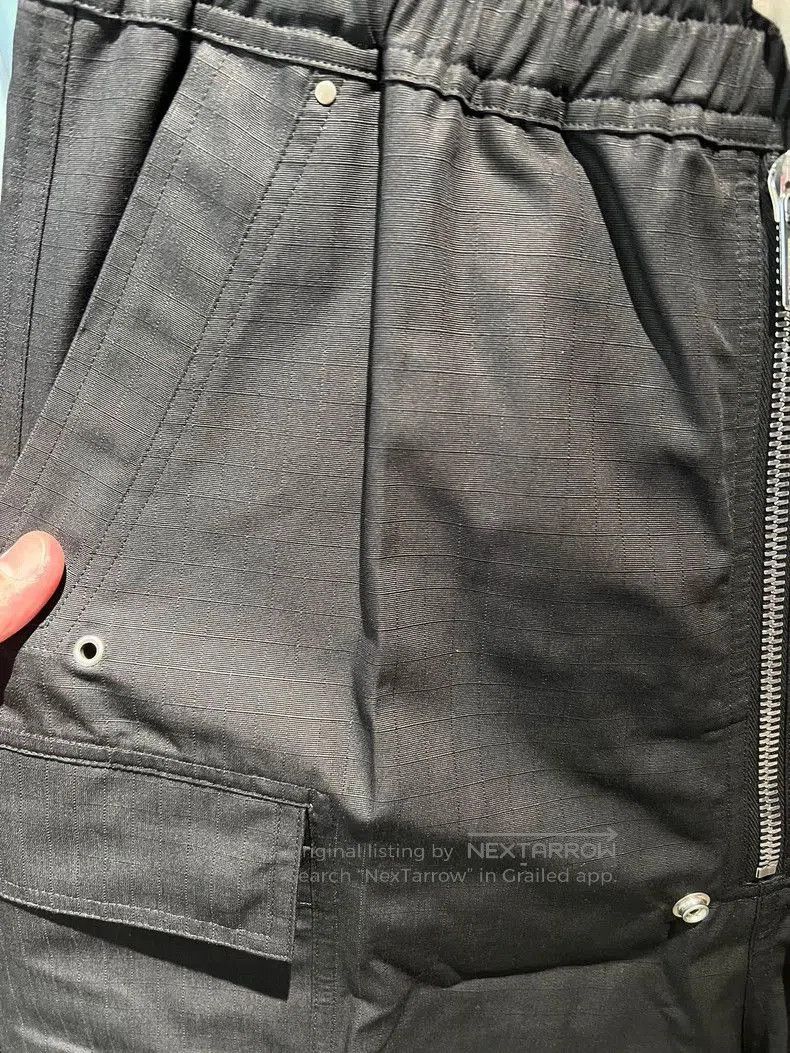 Rick Owens Rick Owens Men's Black Ripstop Pocket Shorts. Size US 44 / EU 60 - 9 Thumbnail