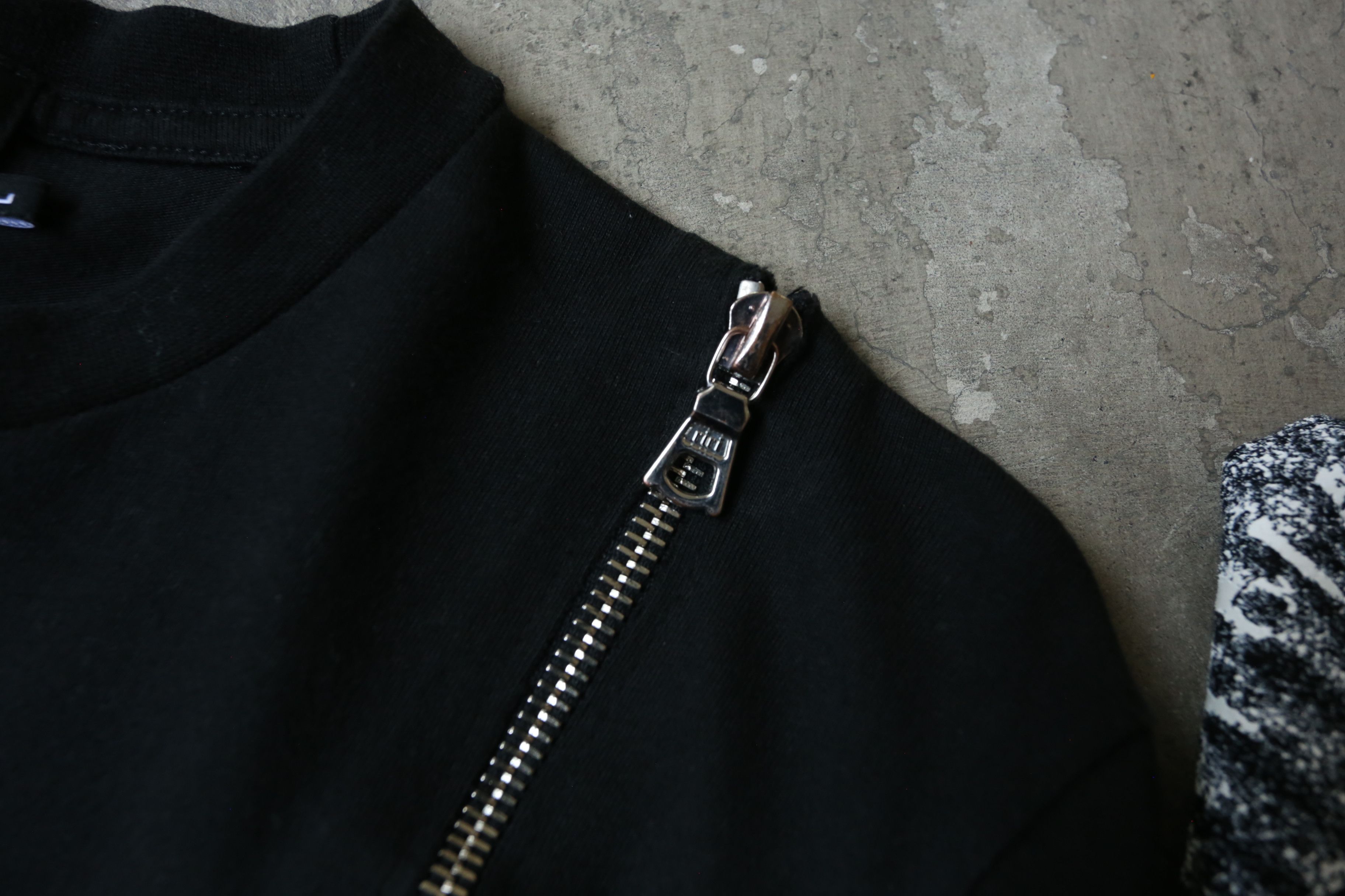 Hood By Air Hood by Air - F/W 13 - H.R. Giger Zipped Longsleeves Size US L / EU 52-54 / 3 - 6 Thumbnail