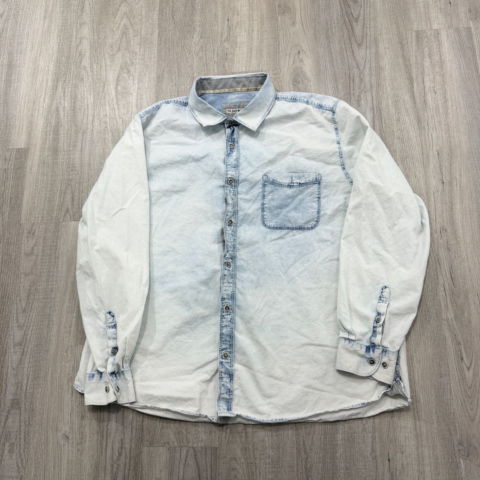 Vintage 32 Bar Blues Button Up Shirt Men's 2XL XXL Blue Chambray Size US XXL / EU 58 / 5 - 1 Thumbnail