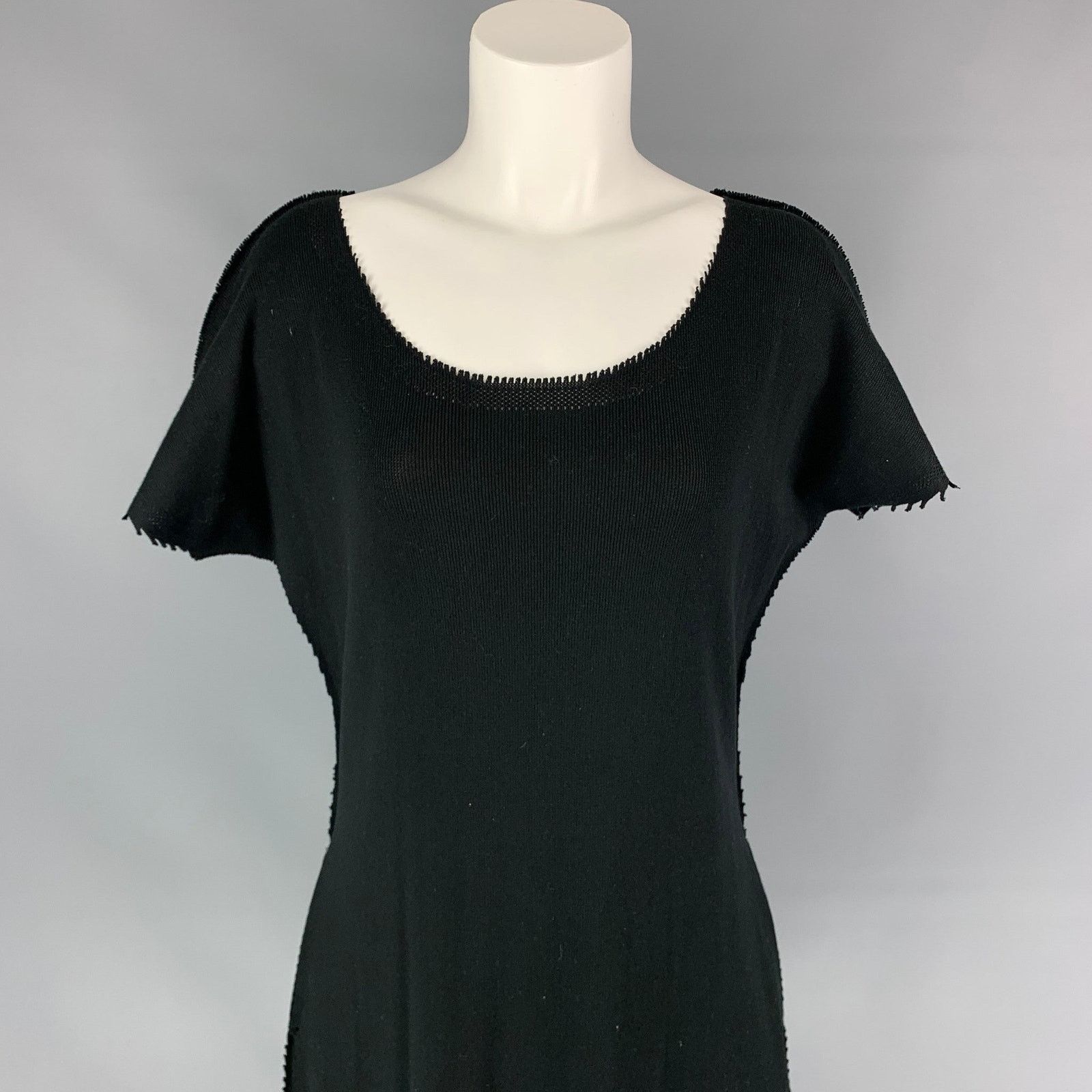Issey Miyake ISSEY MIYAKE Size M Black Knitted Raw Edged Shift Dress Size M / US 6-8 / IT 42-44 - 2 Thumbnail