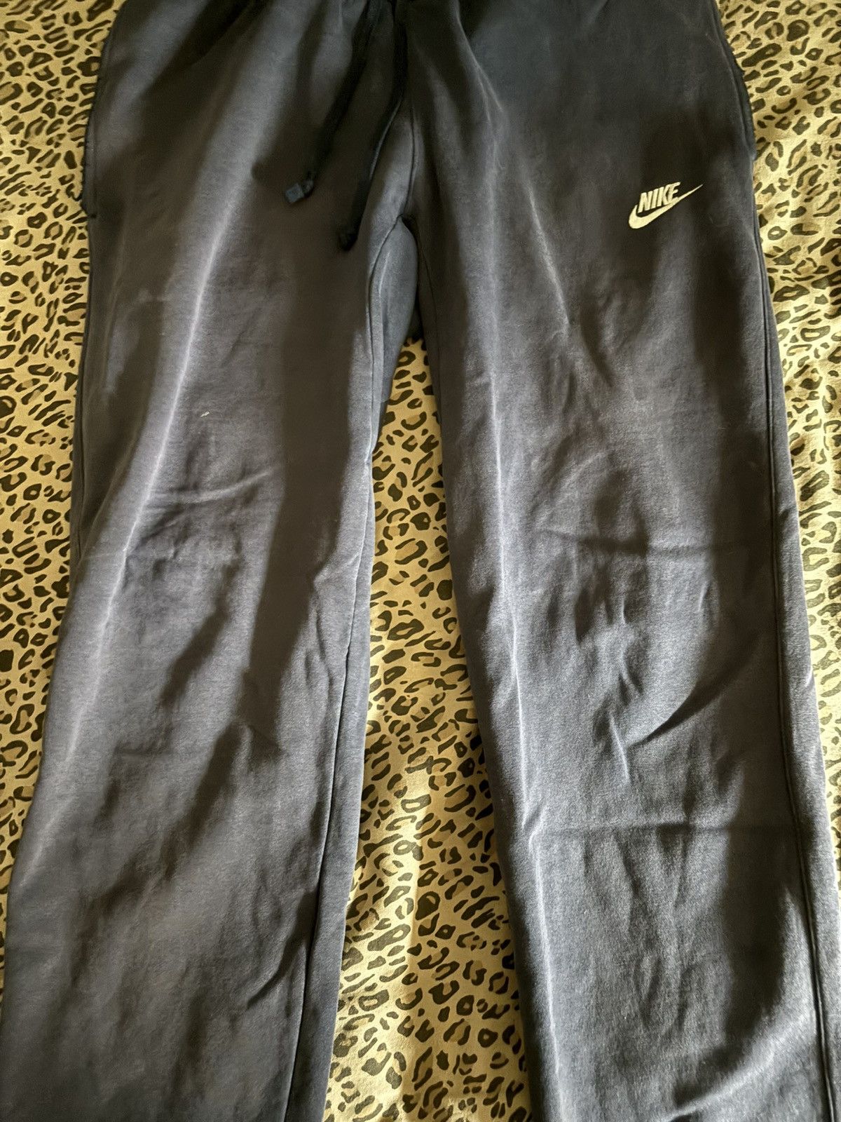 Nike Vintage Nike straight leg sweatpeants Size US 31 - 2 Thumbnail