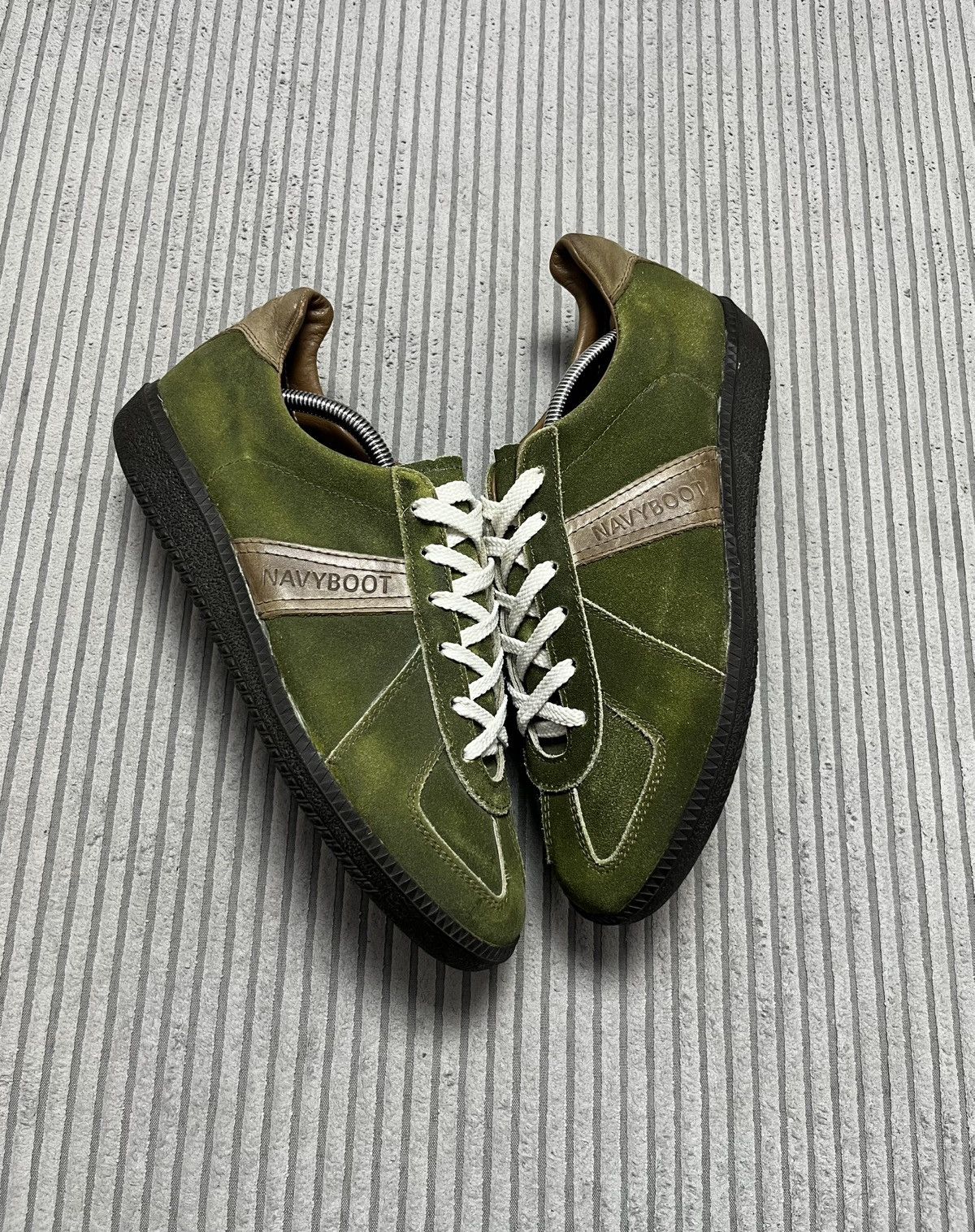 Vintage Rare Vintage GAT BW Sport Maison Margiela Replica Style Size US 8 / EU 41 - 1 Thumbnail