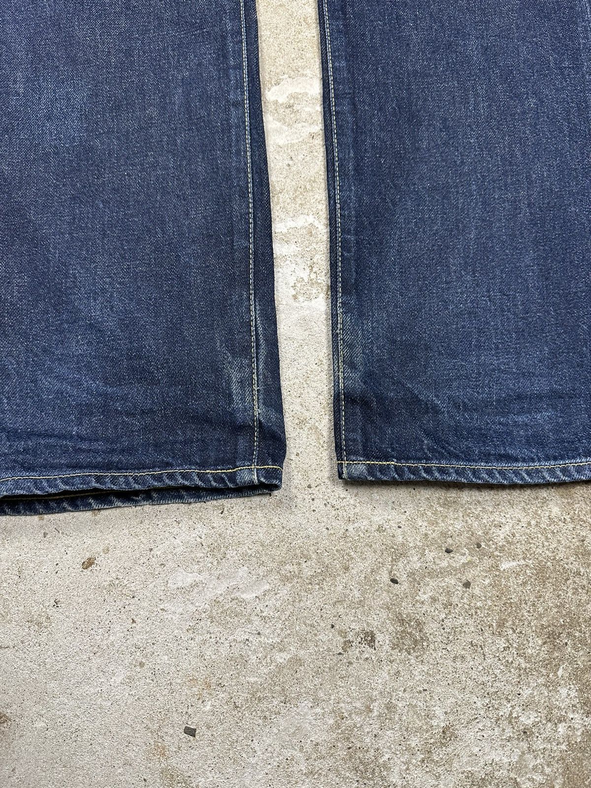 ‼️ Uniqlo All Made in Japan Selvedge Navy Denim Pants