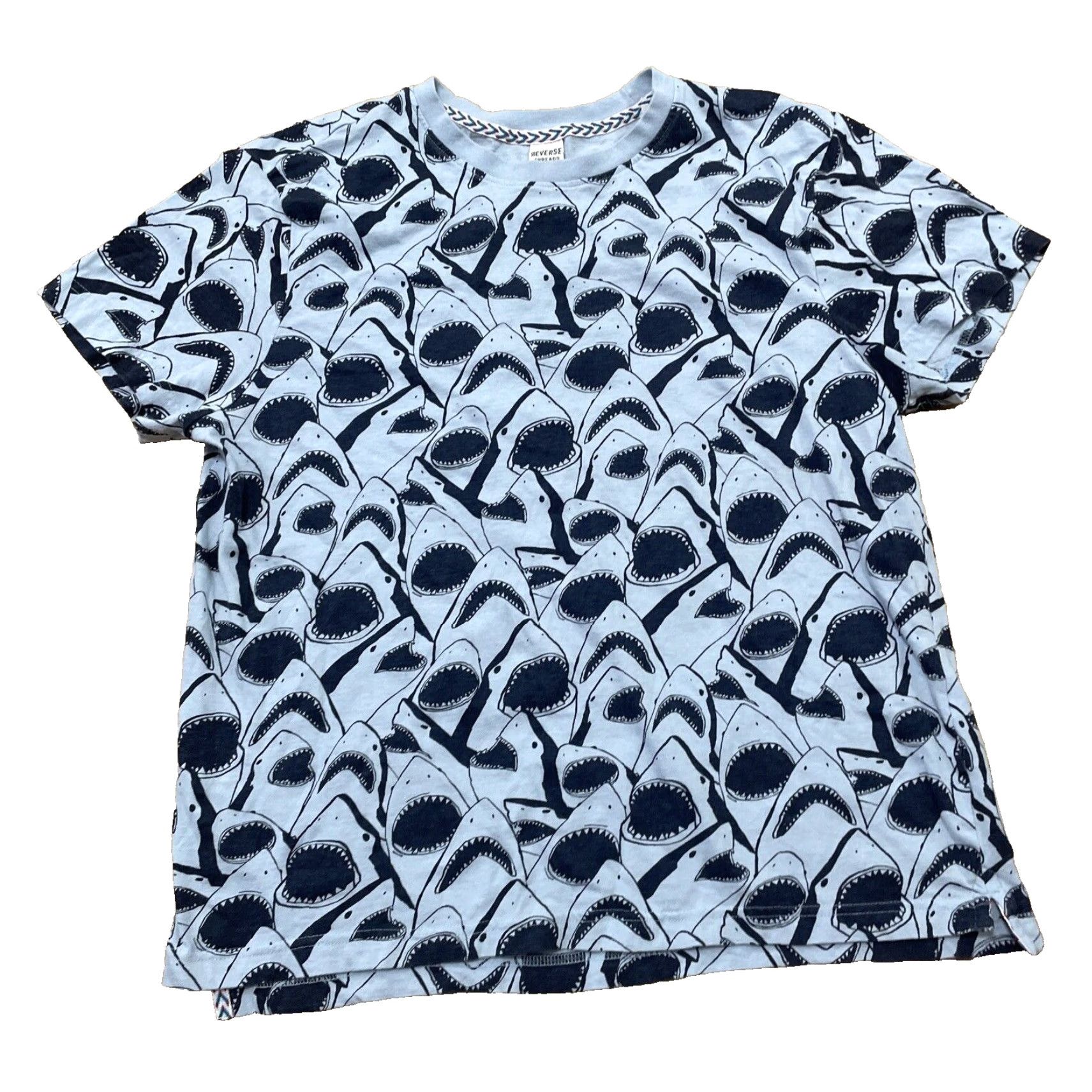 Vintage REVERSE THREADS Shirt Adult S Shark Print AOP Shark Crop Tee Blue (S Fits M) 90s Sports y2k Shark Week Logo Reversible Men Size US S / EU 44-46 / 1 - 2 Thumbnail