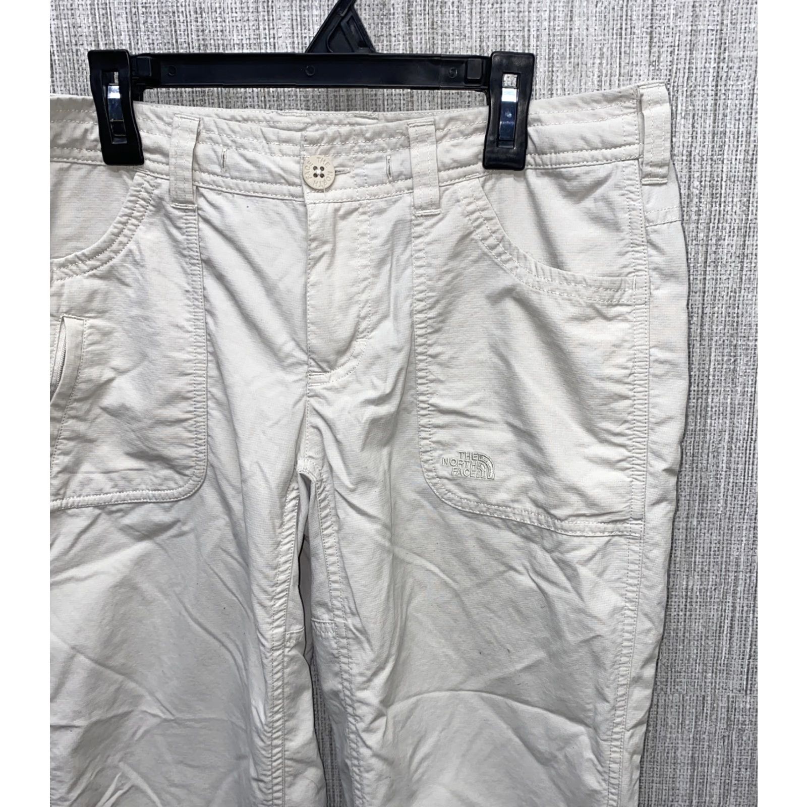 The North Face The North Face Women's Hiking Pants Size 4 Beige Nylon Stow Pocket Casual Size 27" / US 4 / IT 40 - 2 Thumbnail