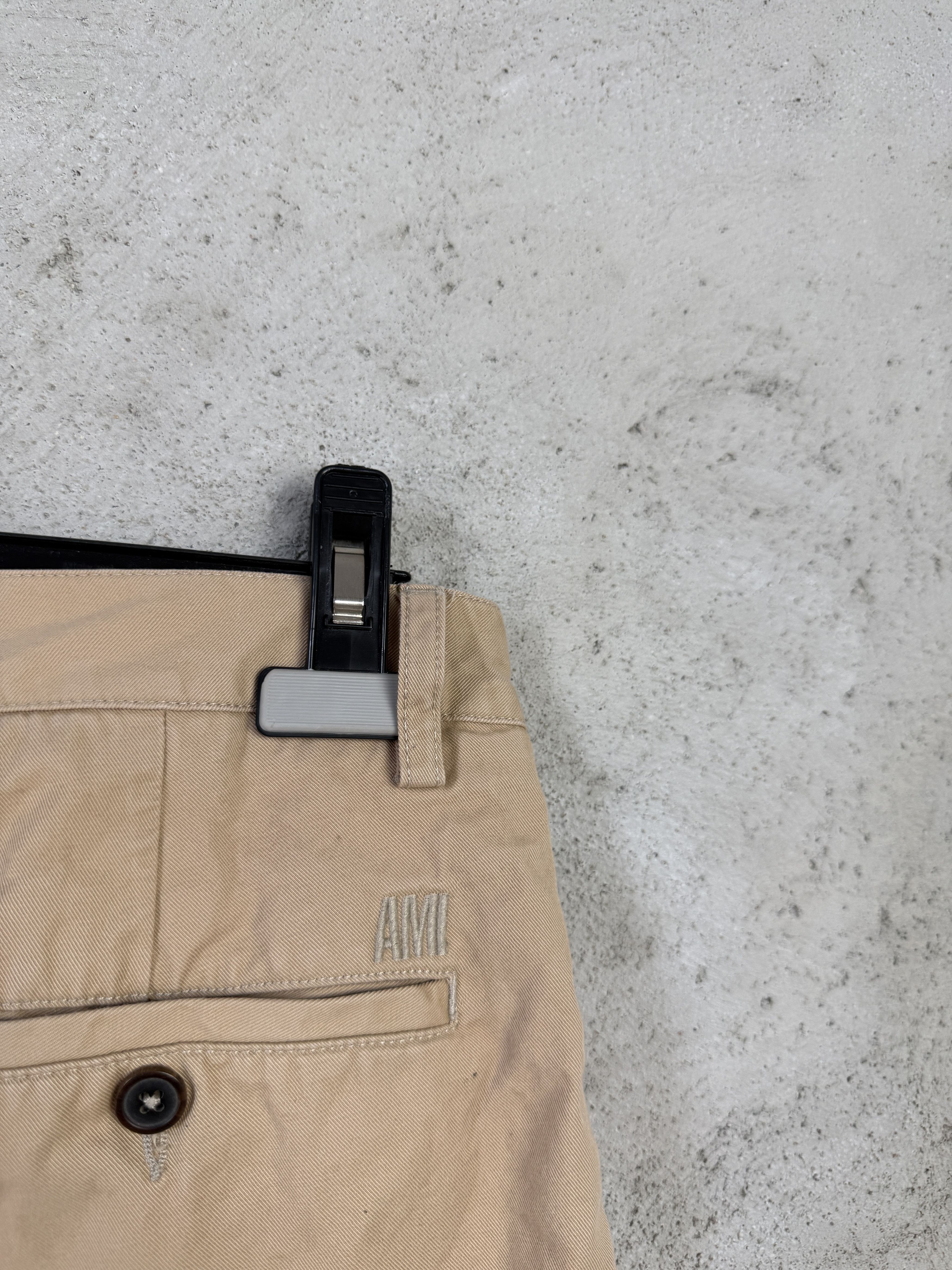 AMI AMI casual beige pants small logo chino Size US 33 - 4 Thumbnail