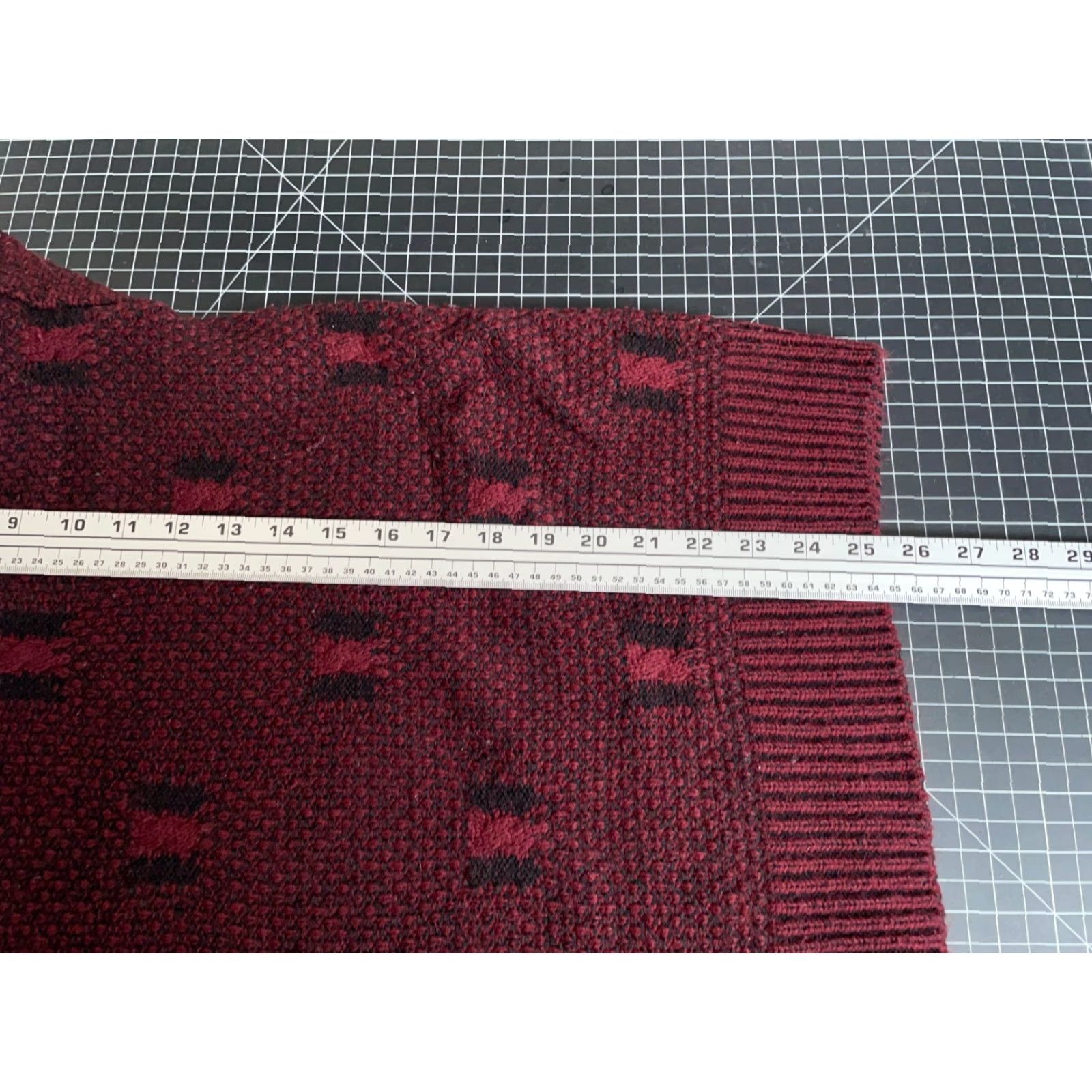 Vintage VINTAGE 90s Textured Knit Sweater Mens Large Red Black Geometric Pattern Dad Style Pullover Knit Heavyweight Crew Neck Casual Size US L / EU 52-54 / 3 - 6 Thumbnail
