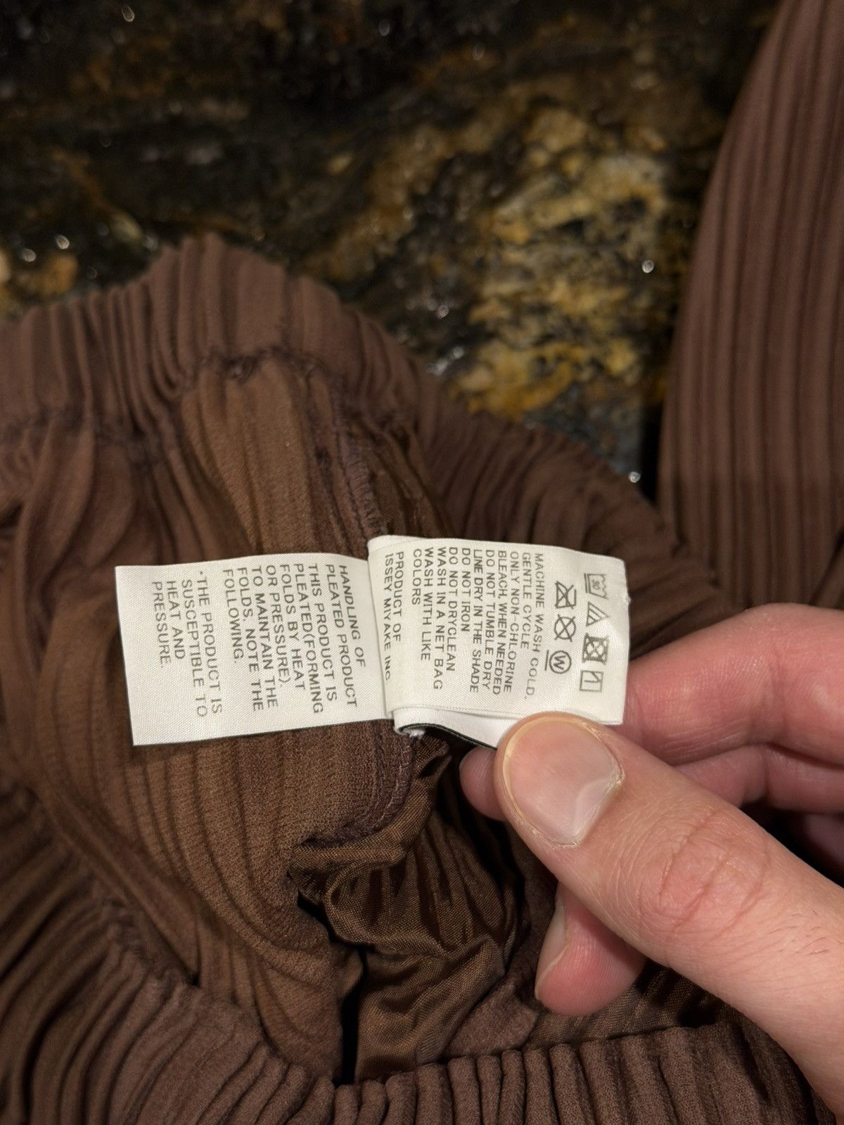 Homme Plisse Issey Miyake Homme Plisse Issey Miyake Pleated Brown Trouser Pants Size US 34 / EU 50 - 10 Thumbnail