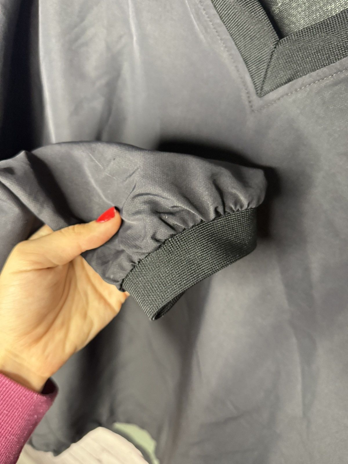 Nike Mens Vintage Nike Sweatshirt windbreaker Grey size XL Size US XL / EU 56 / 4 - 8 Thumbnail