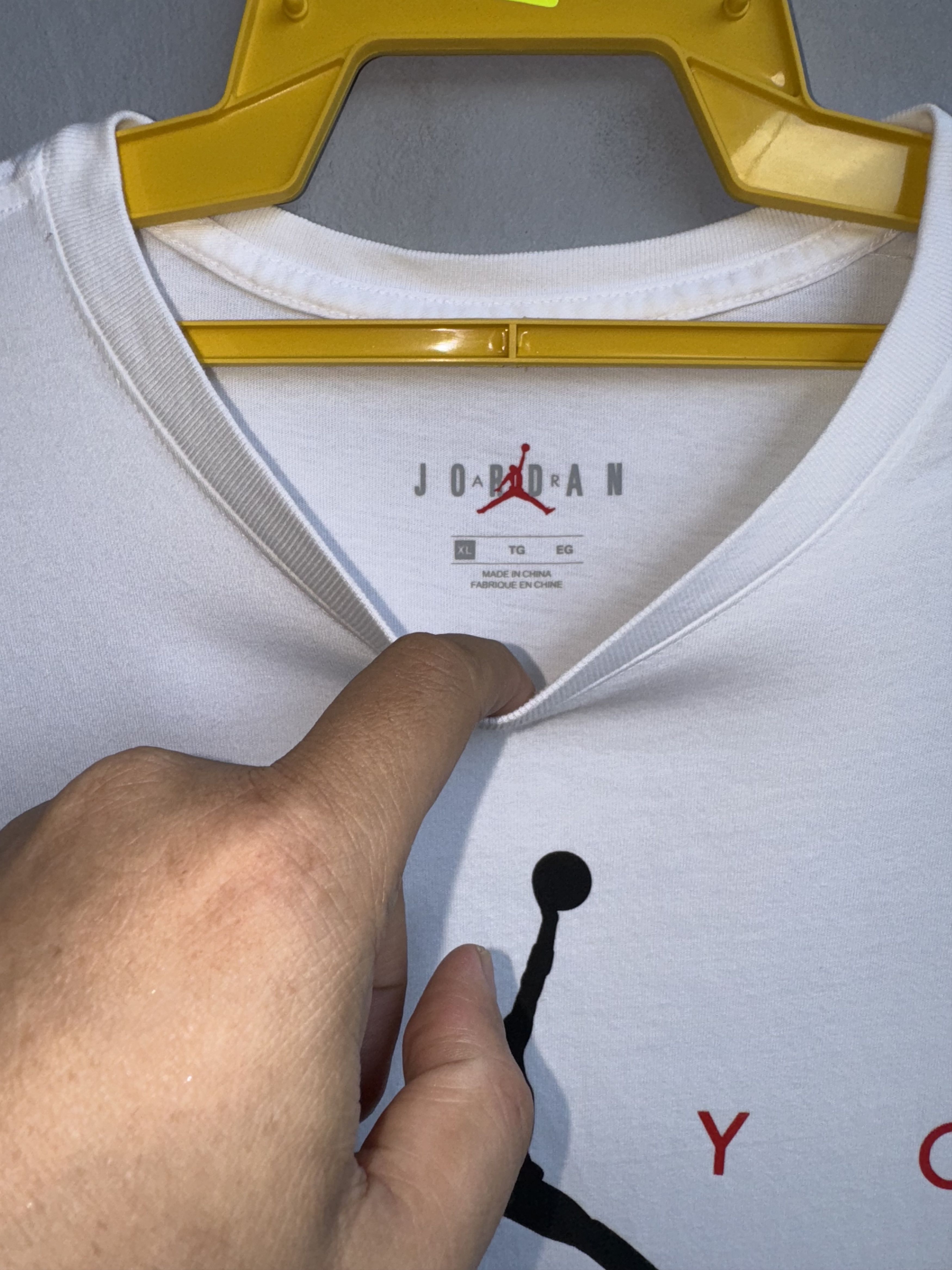 Jordan Brand × Nike Air Jordan Tokyo Nike Shirt Size US L / EU 52-54 / 3 - 4 Thumbnail