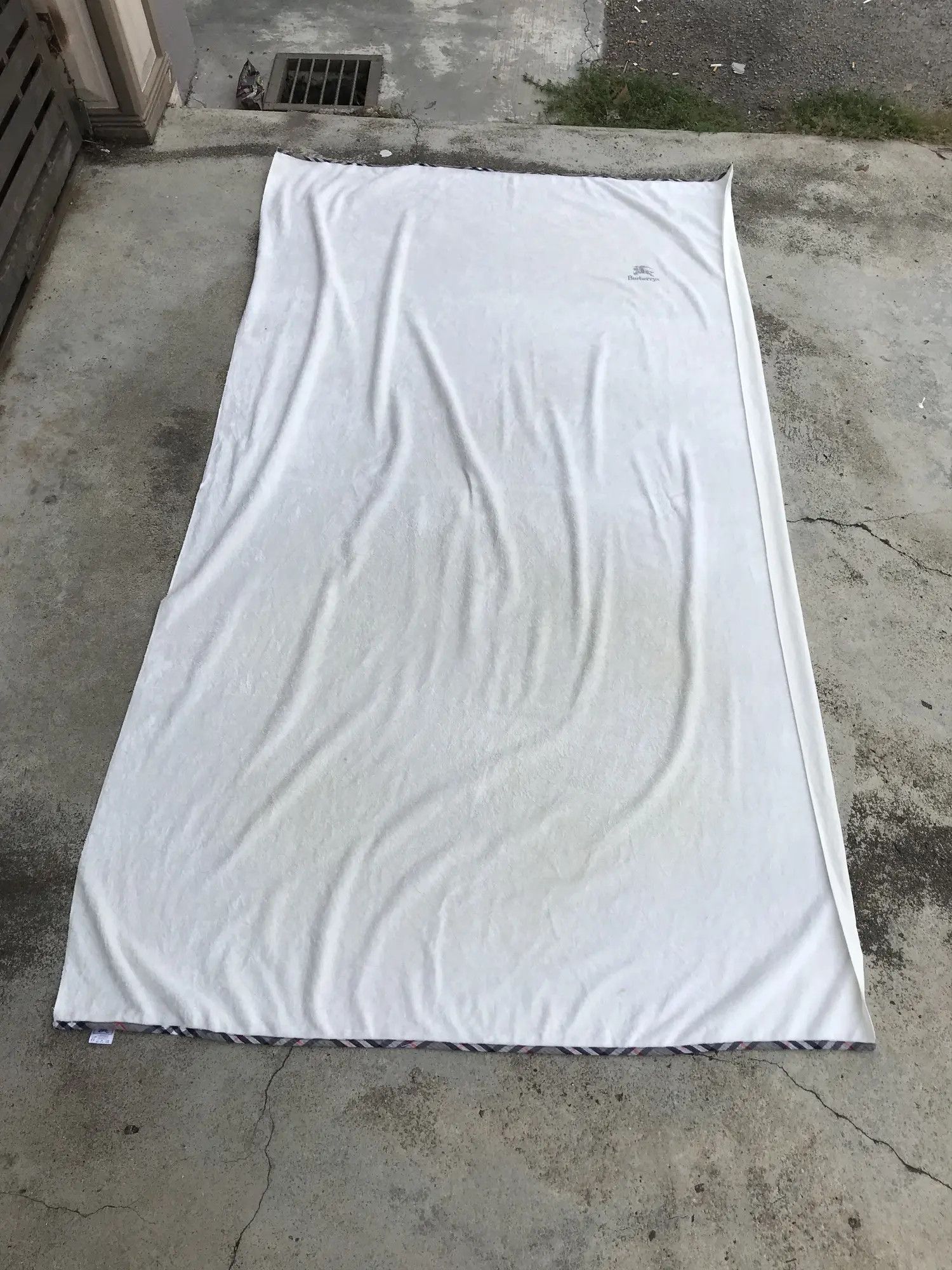 Burberry Prorsum Burberry Blanket Embroidery Logo Size ONE SIZE - 7 Thumbnail