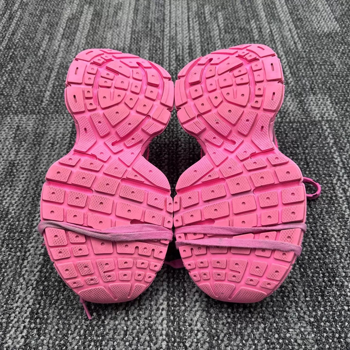 Balenciaga Balenciaga 3XL Distressed Dad Sneaker Pink 37 Size US 7 / IT 37 - 6 Thumbnail