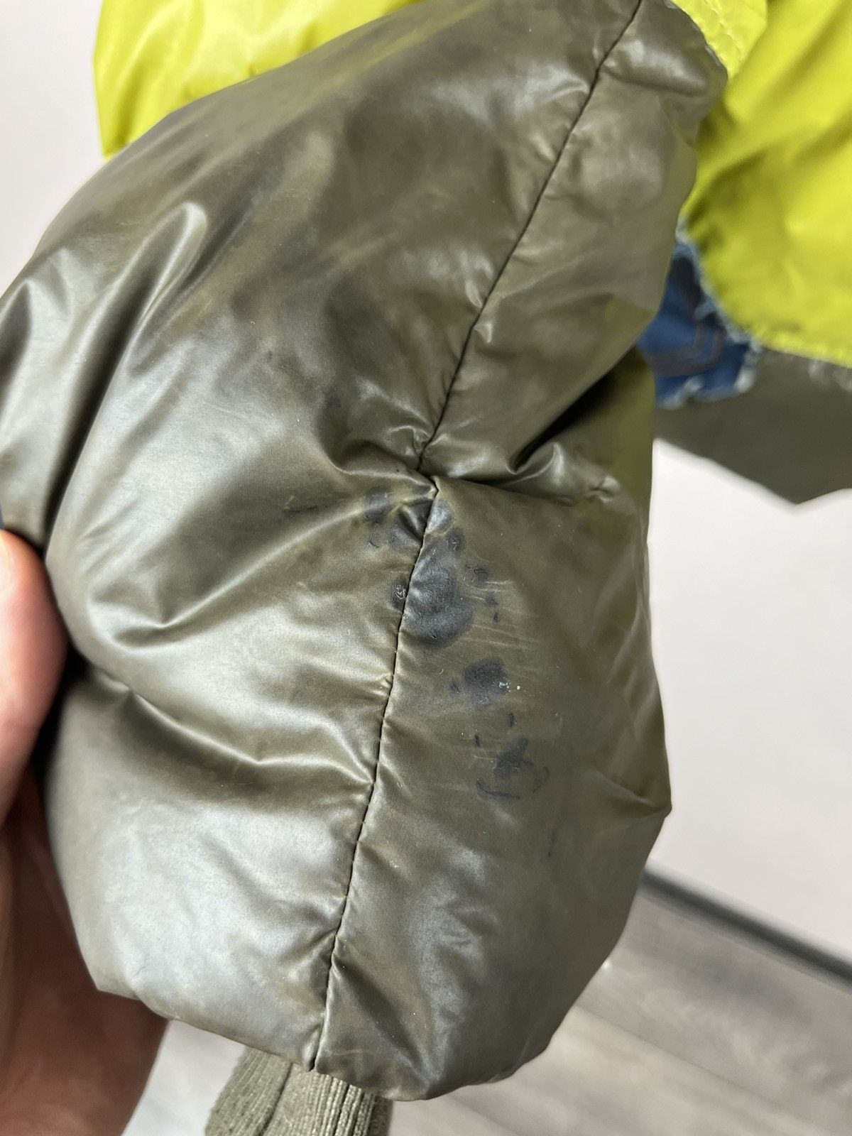 John Galliano John Galliano G Denim Logo Down Puffer Hooded Jacket Size M Size US M / EU 48-50 / 2 - 19 Thumbnail