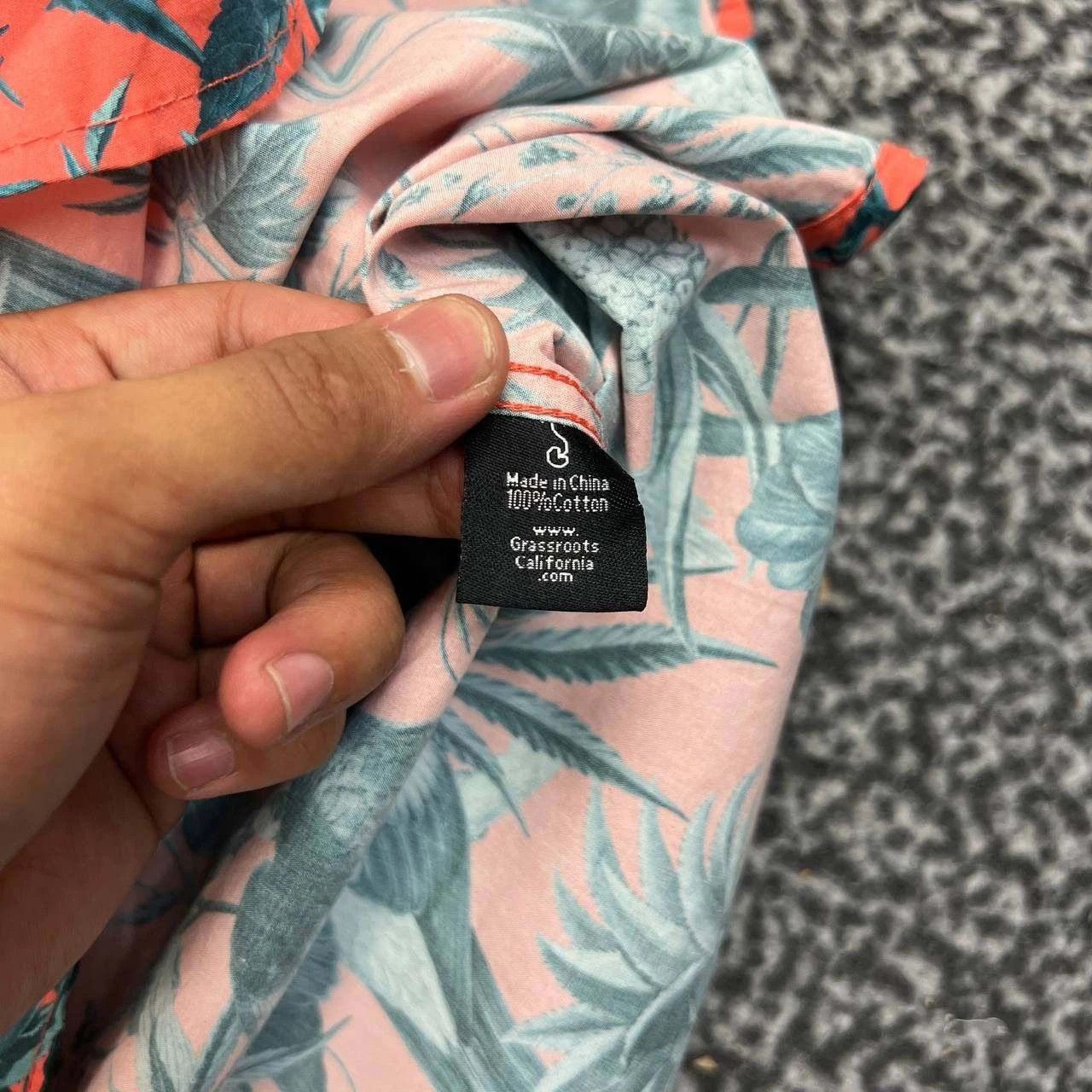 Grassroots California Greg Lutzka Shirt Men Hawaiian Button Up Short Sleeve XL Size US XL / EU 56 / 4 - 4 Thumbnail