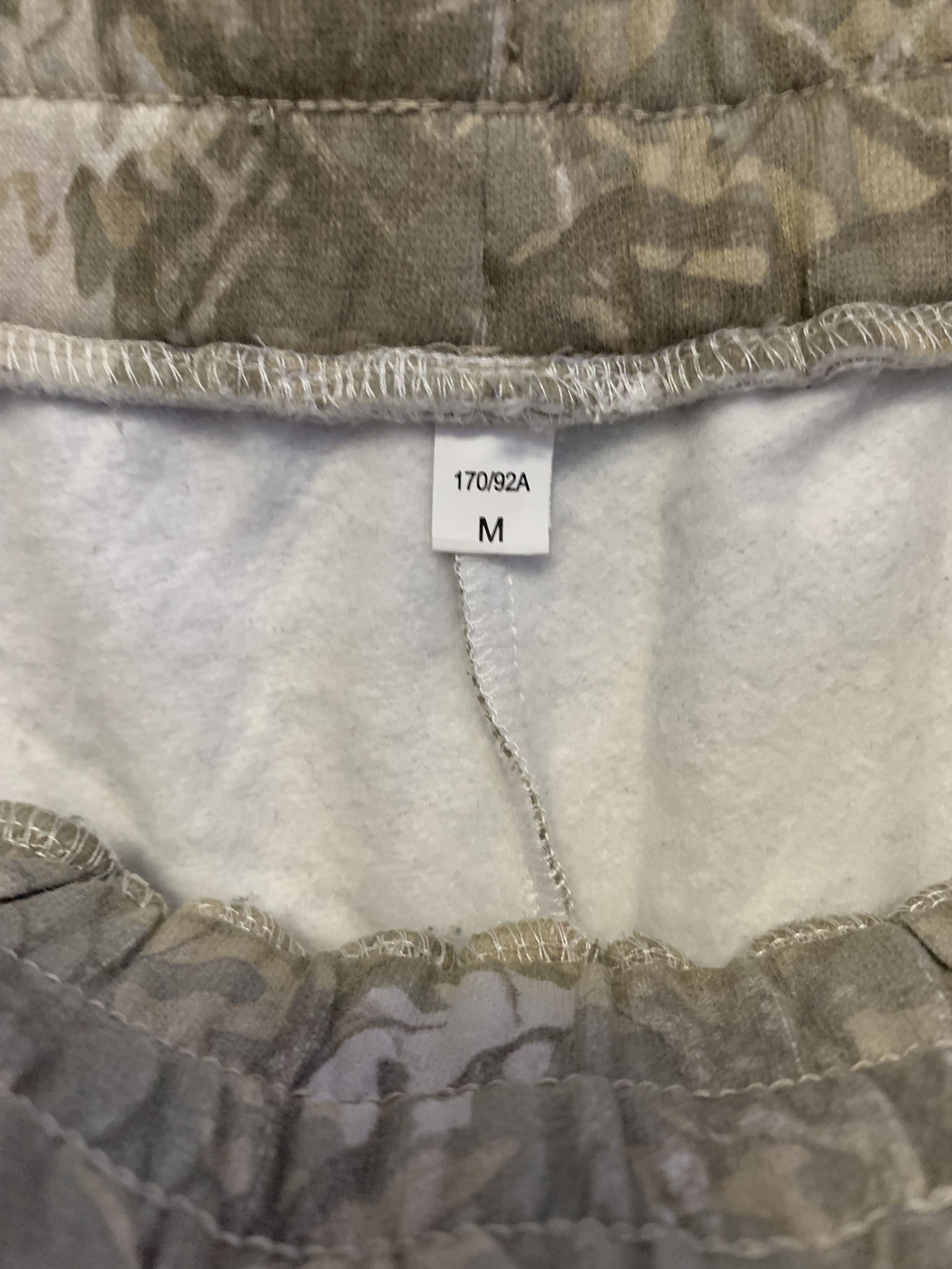 Other PALE FOREST CAMO PRINT Sweats ⊛ GREEN/BEIGE/WHITE ⊛ New Size US 31 - 6 Thumbnail