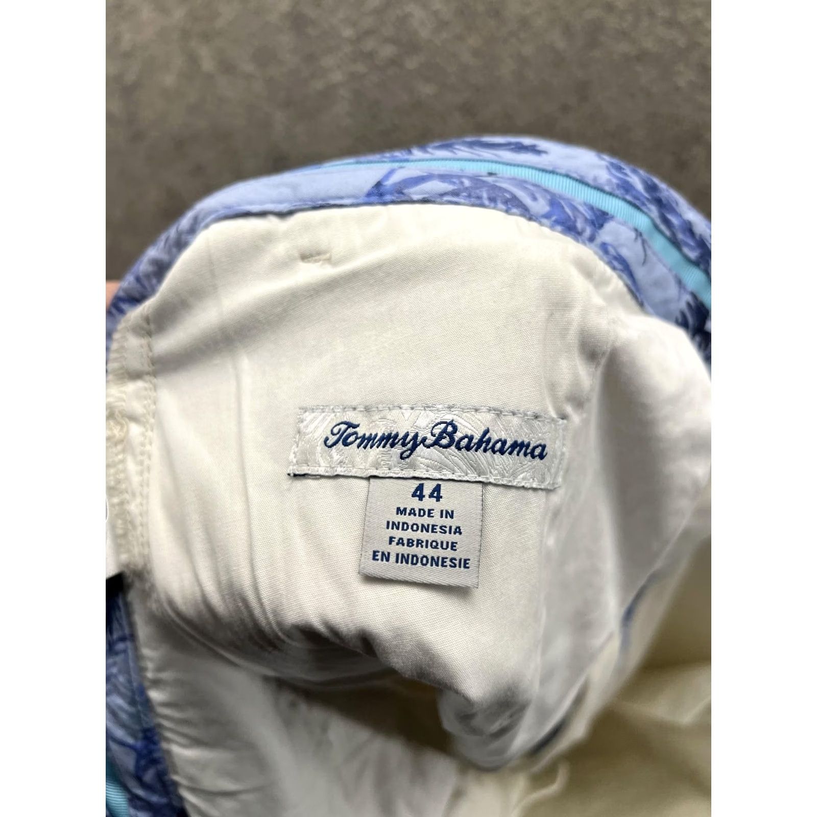 Tommy Bahama Tommy Bahama Shorts Mens 44 Beige Canvas Stretch Chino 7 Inseam Casual Summer Men’s Size 44 Beige Canvas Stretch Chino Shorts Size US 44 / EU 60 - 5 Thumbnail