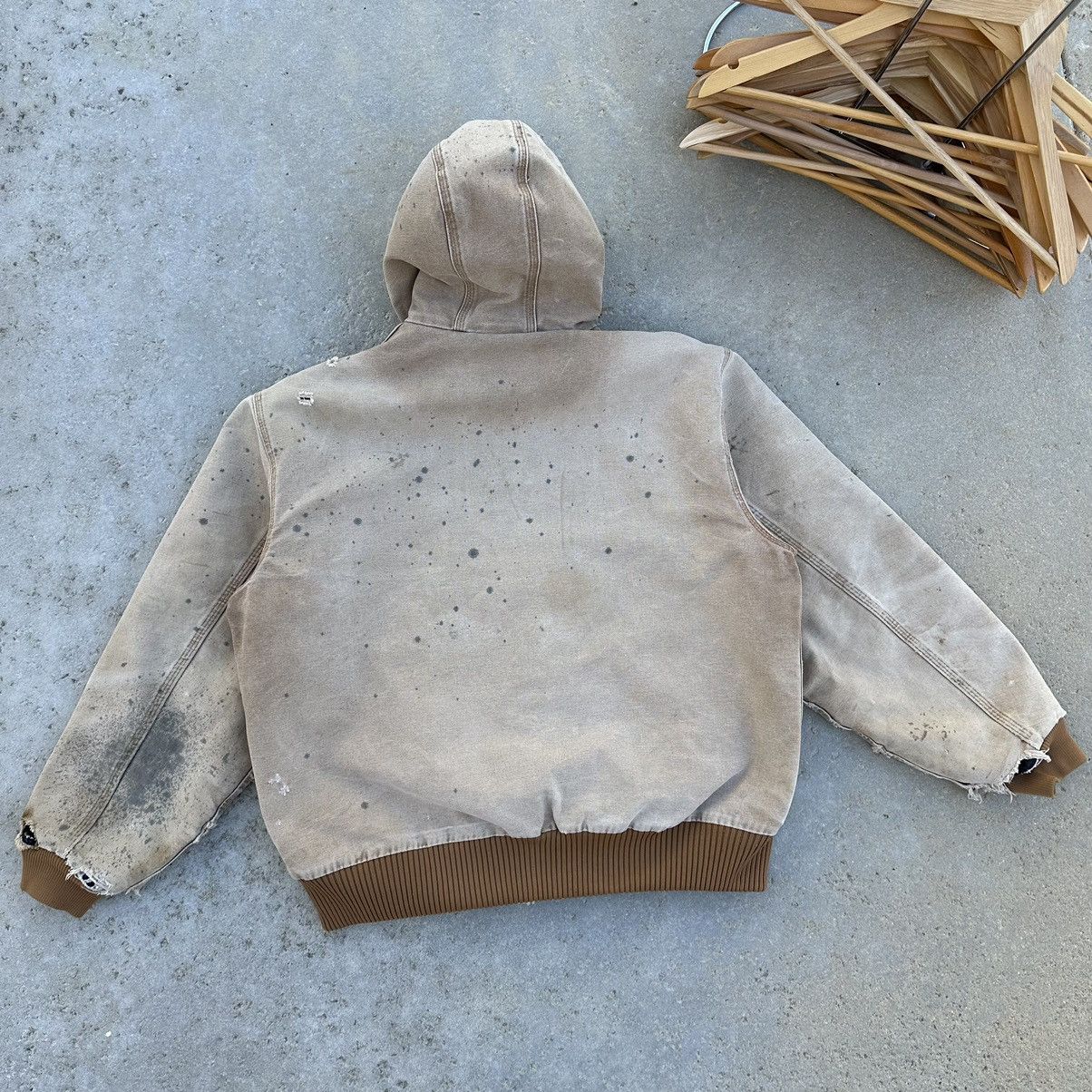 Carhartt VTG 2007 Carhartt Hooded Repaired Canvas Work Jacket Size US L / EU 52-54 / 3 - 2 Thumbnail