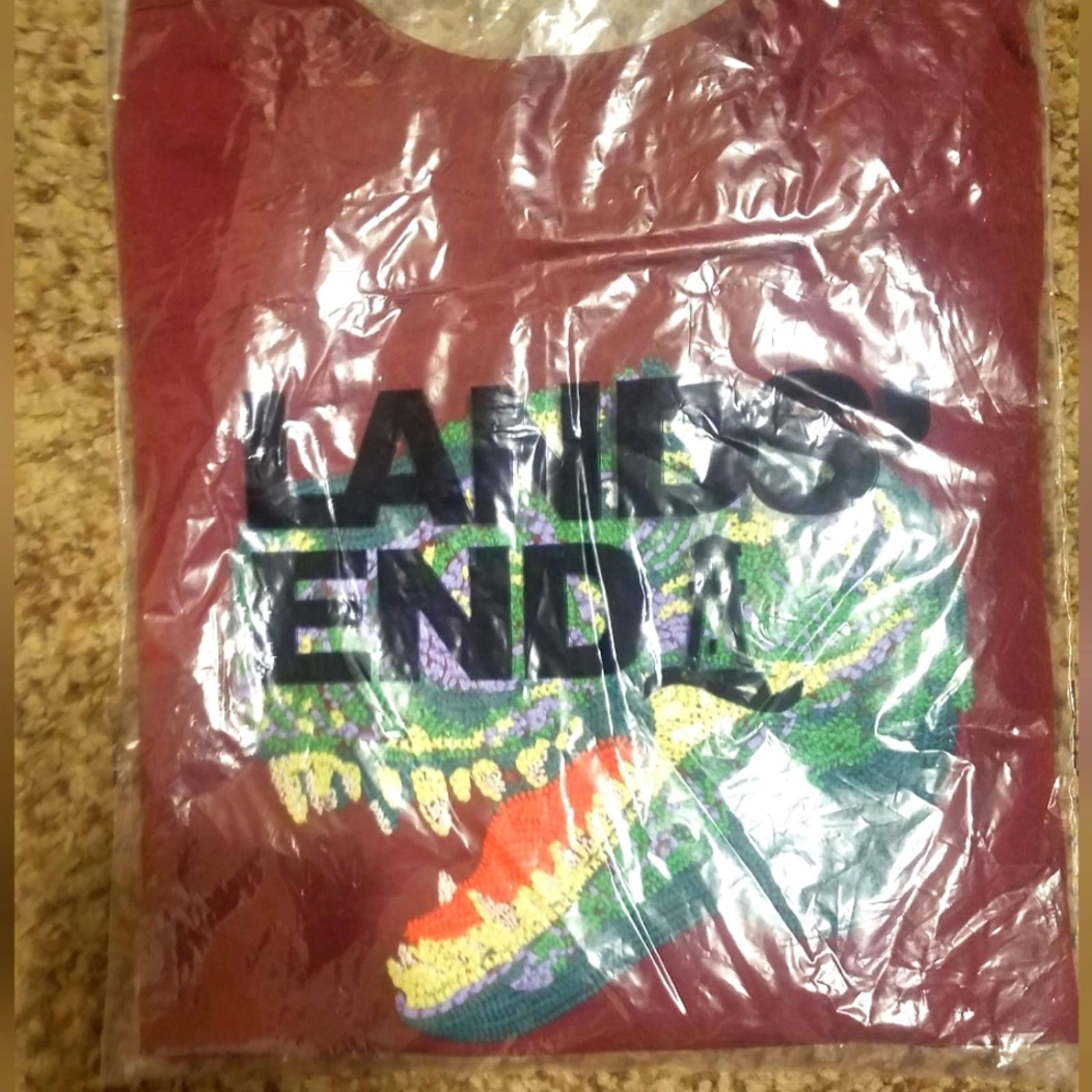 Lands' End NWT Lands' End Maroon T-Shirt T Rex Embroidery Size Medium Size US M / EU 48-50 / 2 - 1 Thumbnail