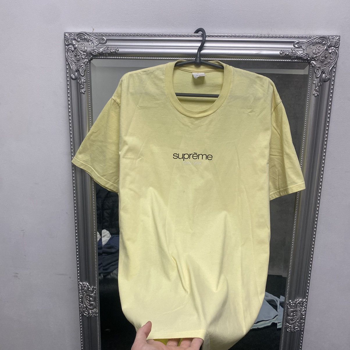 Supreme Supreme T Shirt Size US L / EU 52-54 / 3 - 3 Thumbnail