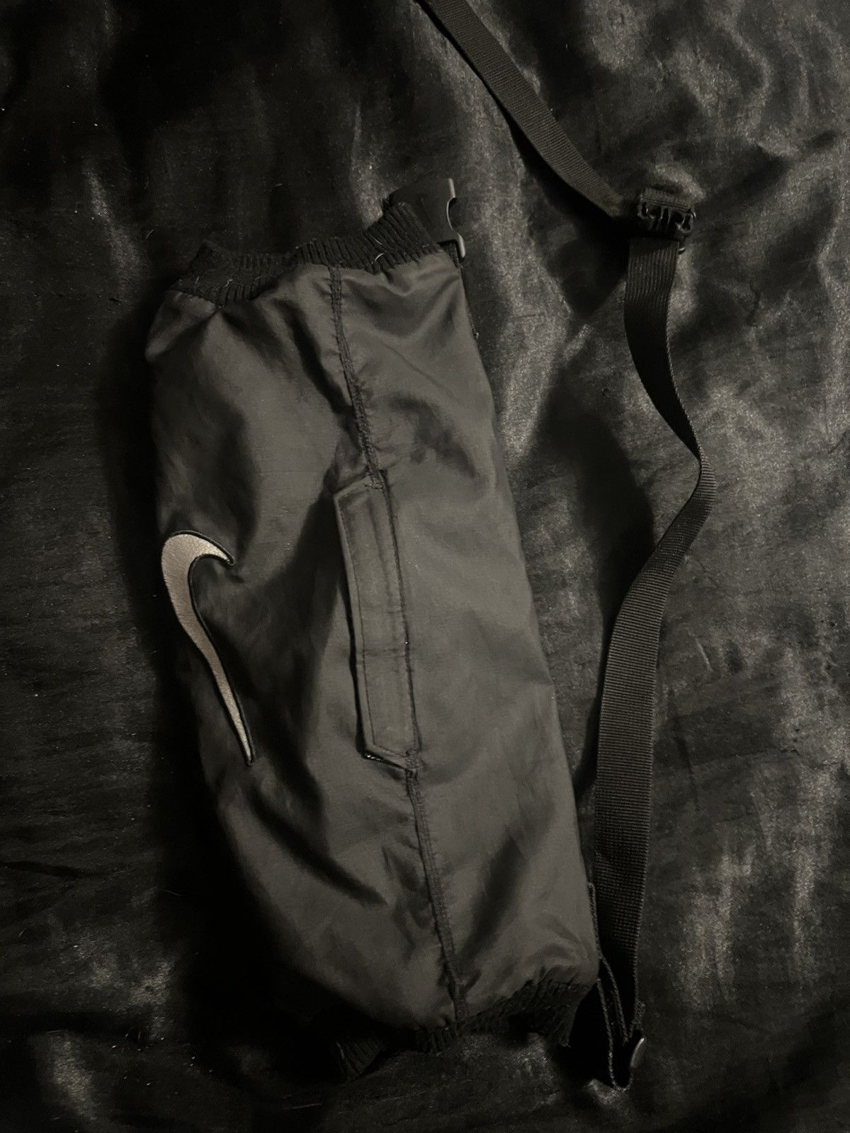 Nike Black Nike football handwarmer Size 30 - 4 Thumbnail