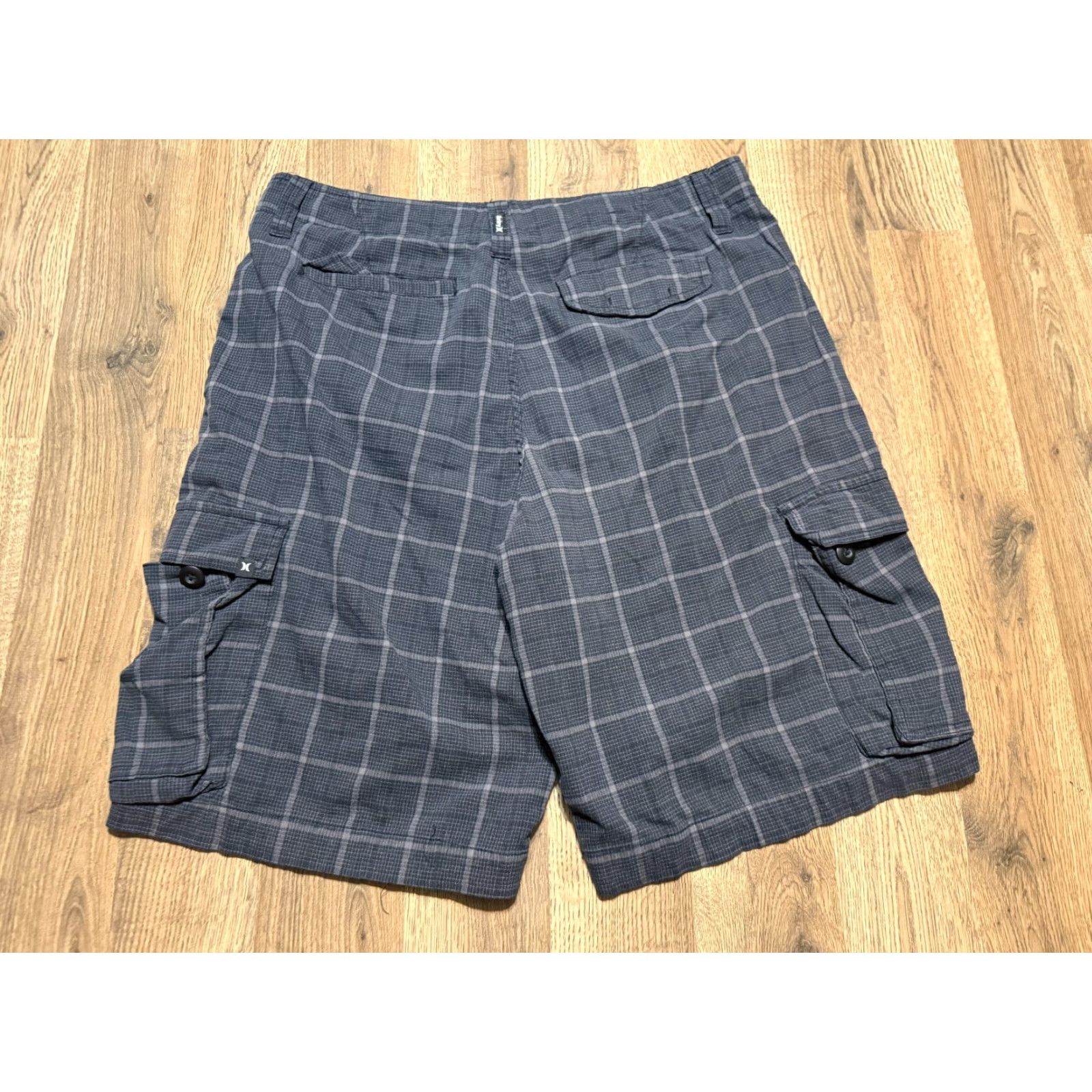 Hurley Hurley Shorts Men's 34 Plaid Chino Shorts Casual Pockets Black Grey Size US 34 / EU 50 - 2 Thumbnail
