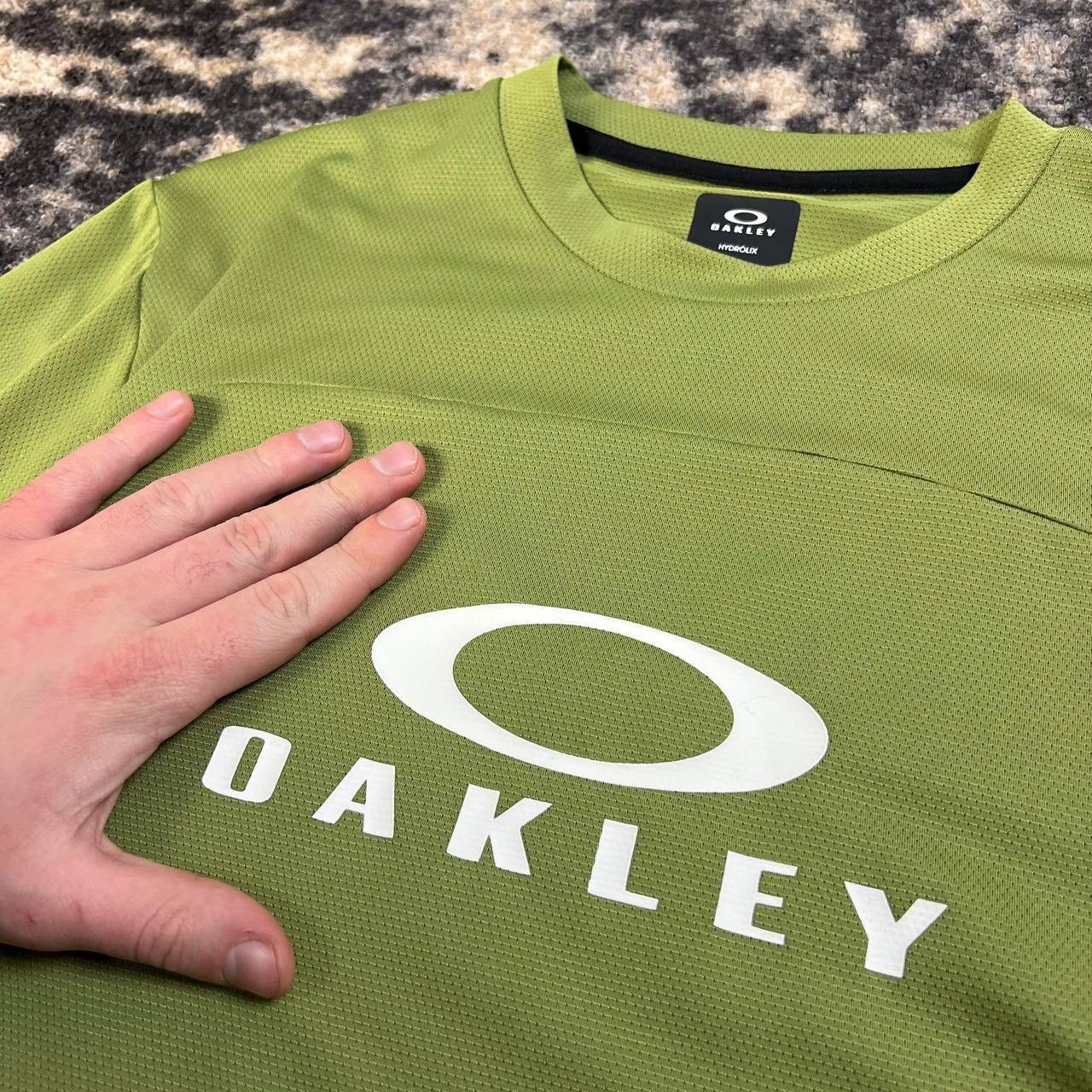 Oakley Oakley Big Logo Vintage Gorpcore Style T-Shirt Size US S / EU 44-46 / 1 - 3 Thumbnail