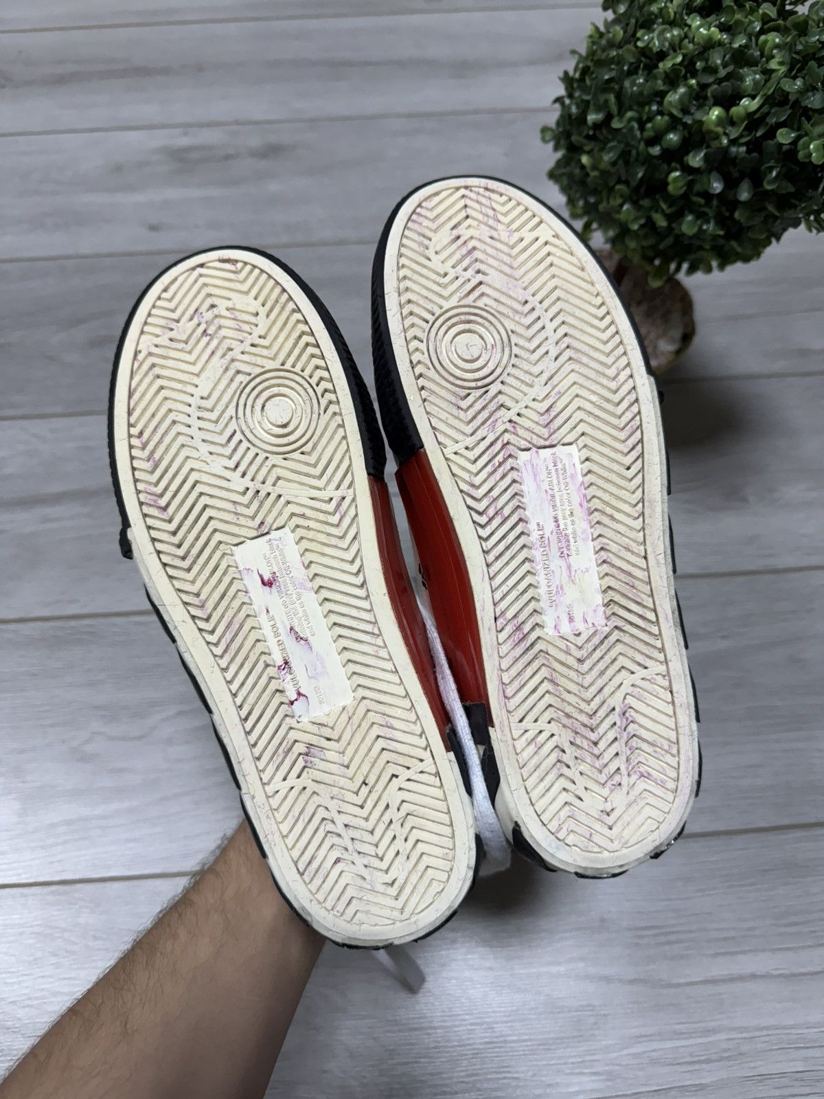 Off-White Off-White leather vulcanized arrows tape sneakers Size US 8.5 / EU 41-42 - 8 Thumbnail