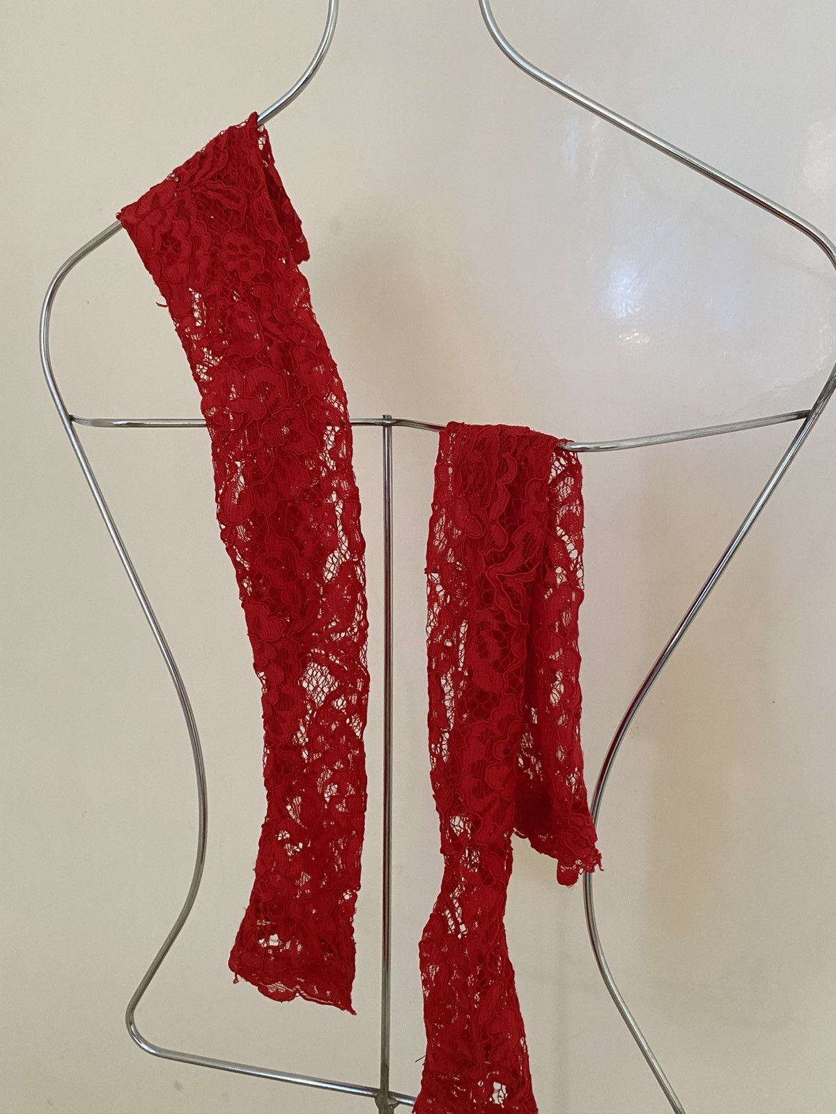 Other Elegant long red lace dress. Size XS / US 0-2 / IT 36-38 - 7 Thumbnail