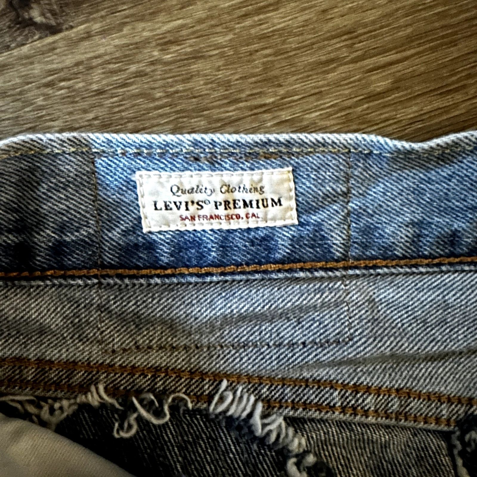 Levi's 551 Levi Z Authentic Straight Fit Mens Jeans Size US 36 / EU 52 - 2 Thumbnail