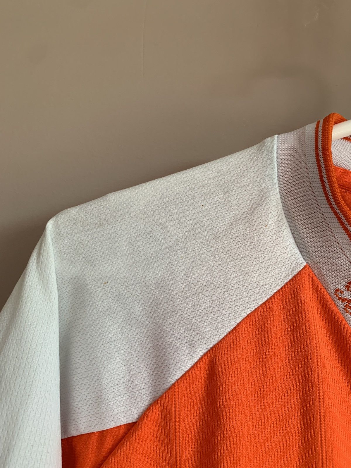 Vintage Blackpool 2001/03 Home Football Vintage Shirt TFG Sports L Size US L / EU 52-54 / 3 - 8 Thumbnail