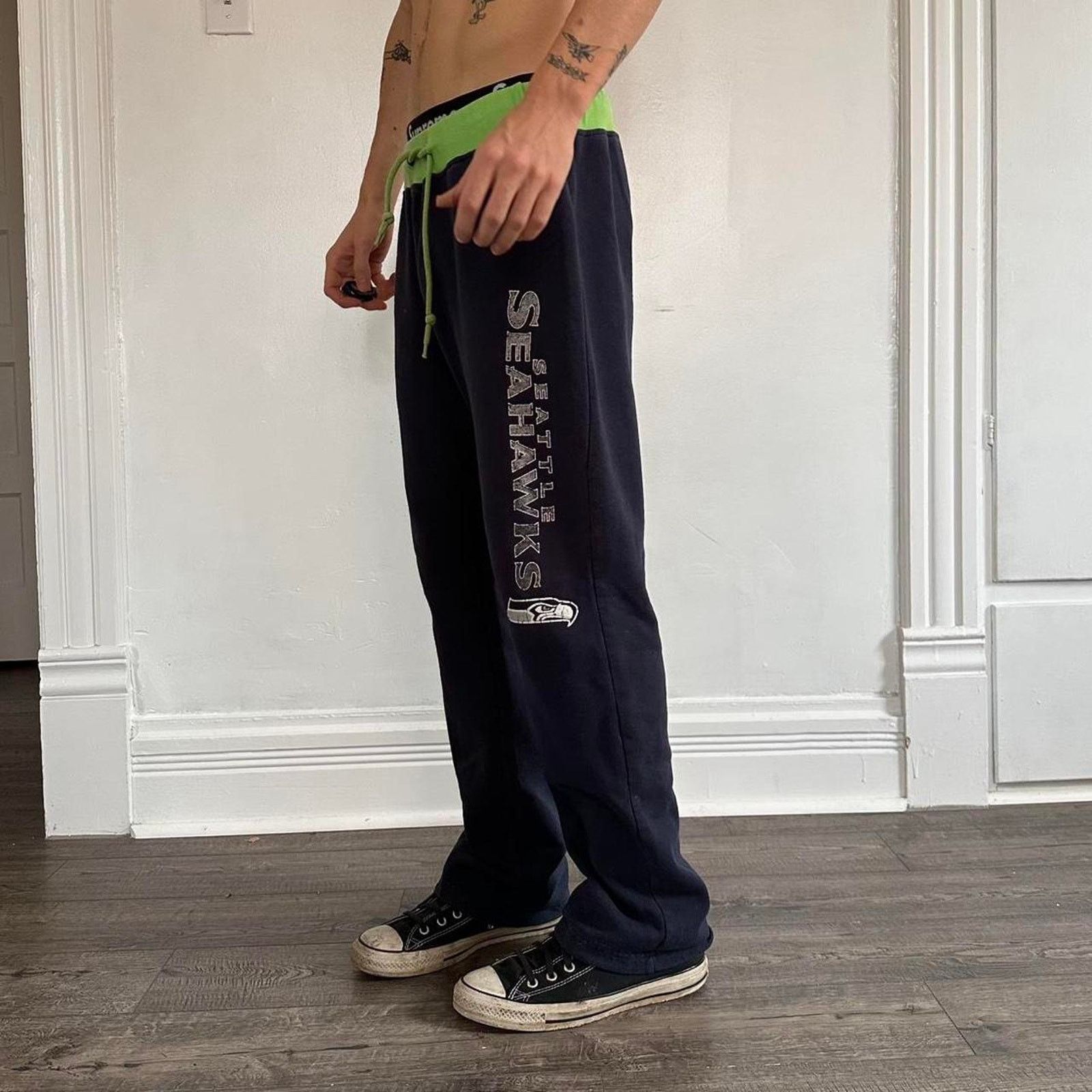 NFL × Vintage Vintage Y2K Seattle Seahawks Cotton NFL Football Sweatpants Size 28" / US 6 / IT 42 - 8 Thumbnail