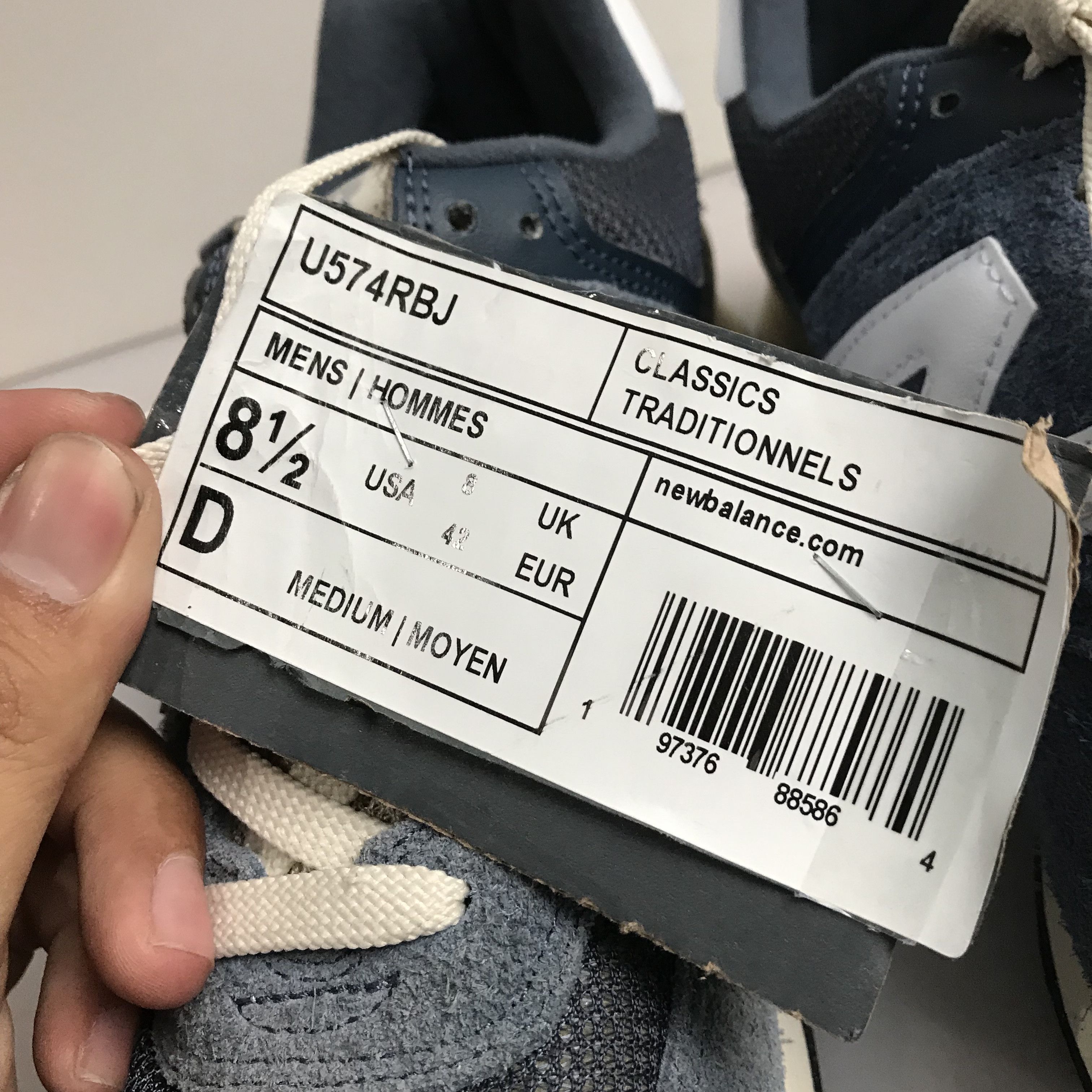 New Balance New Balance 574 Navy Blue cream New Balance Men's U574RBJ Size US 9 / EU 42 - 5 Thumbnail