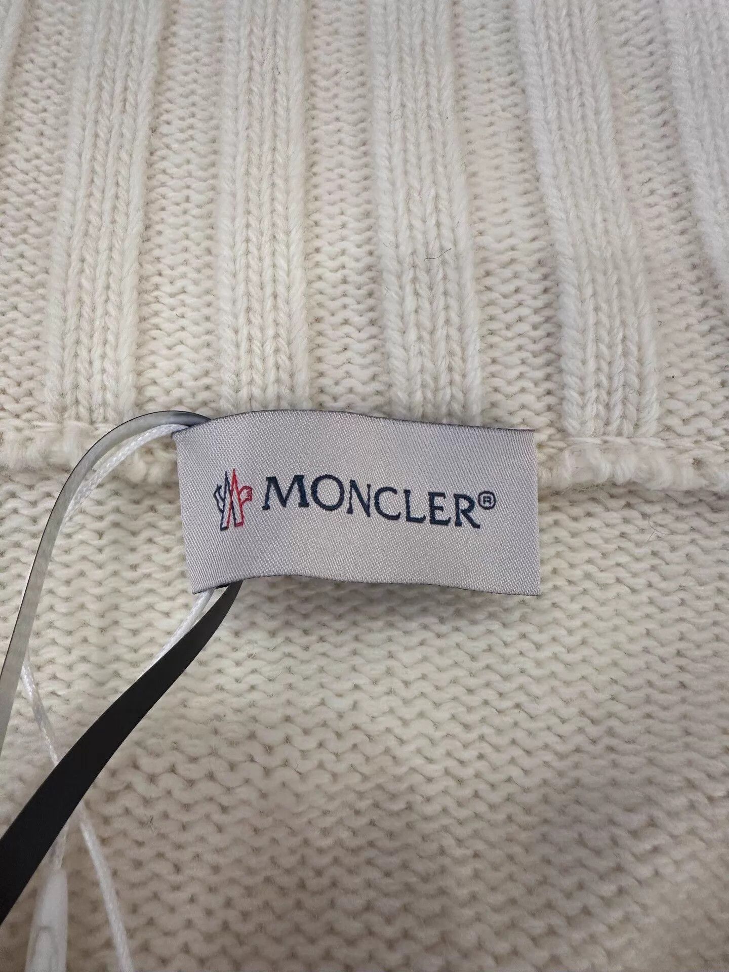 Moncler Moncler Cardigan Women's White Side Logo Wool Down Size S / US 4 / IT 40 - 6 Thumbnail