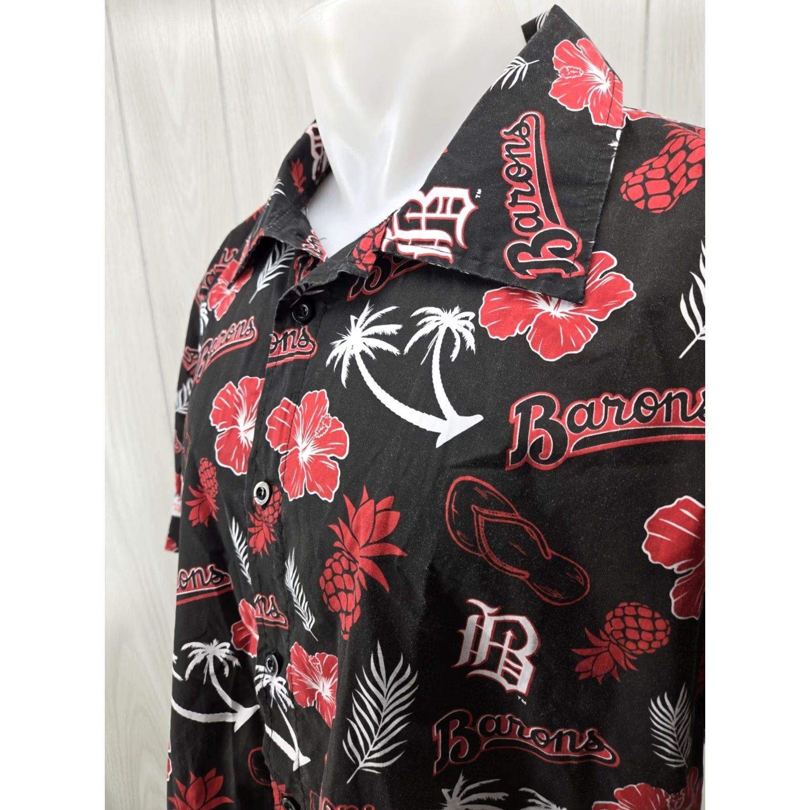 Vintage VINTAGE Birmingham Barons Hawaiian AOP Promo Button Up Shirt Size XL Success Brands Size US XL / EU 56 / 4 - 4 Thumbnail