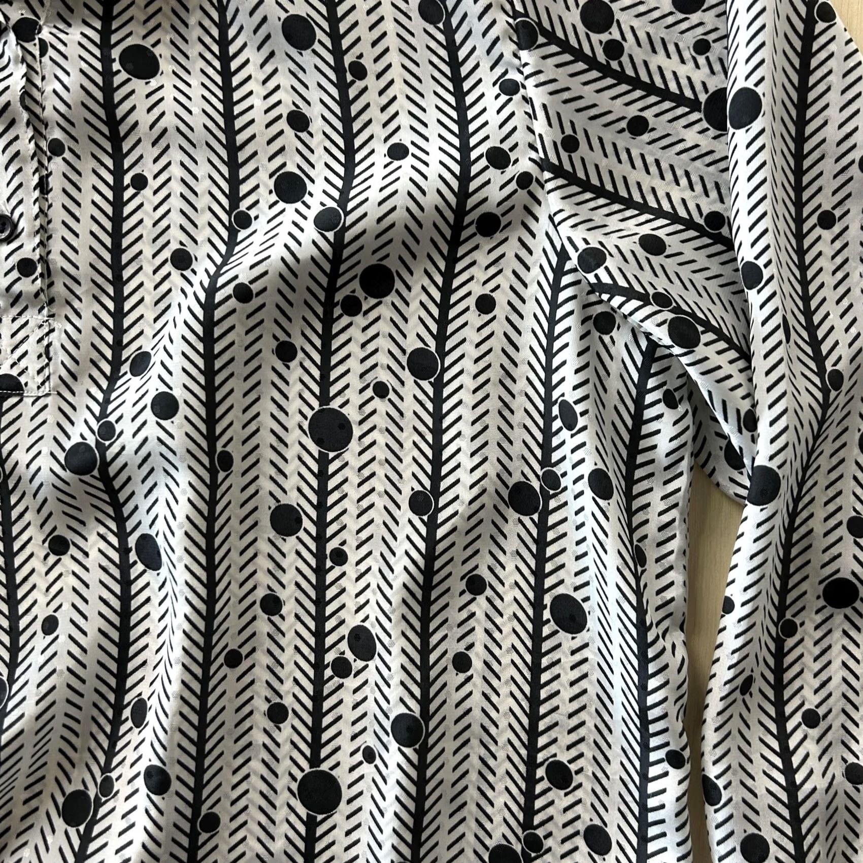 Vintage Vintage Geometric Print Blouse Womens 16 White Black Collared Long Sleeve Shirt Size XXL / US 16-18 / IT 52-54 - 2 Thumbnail