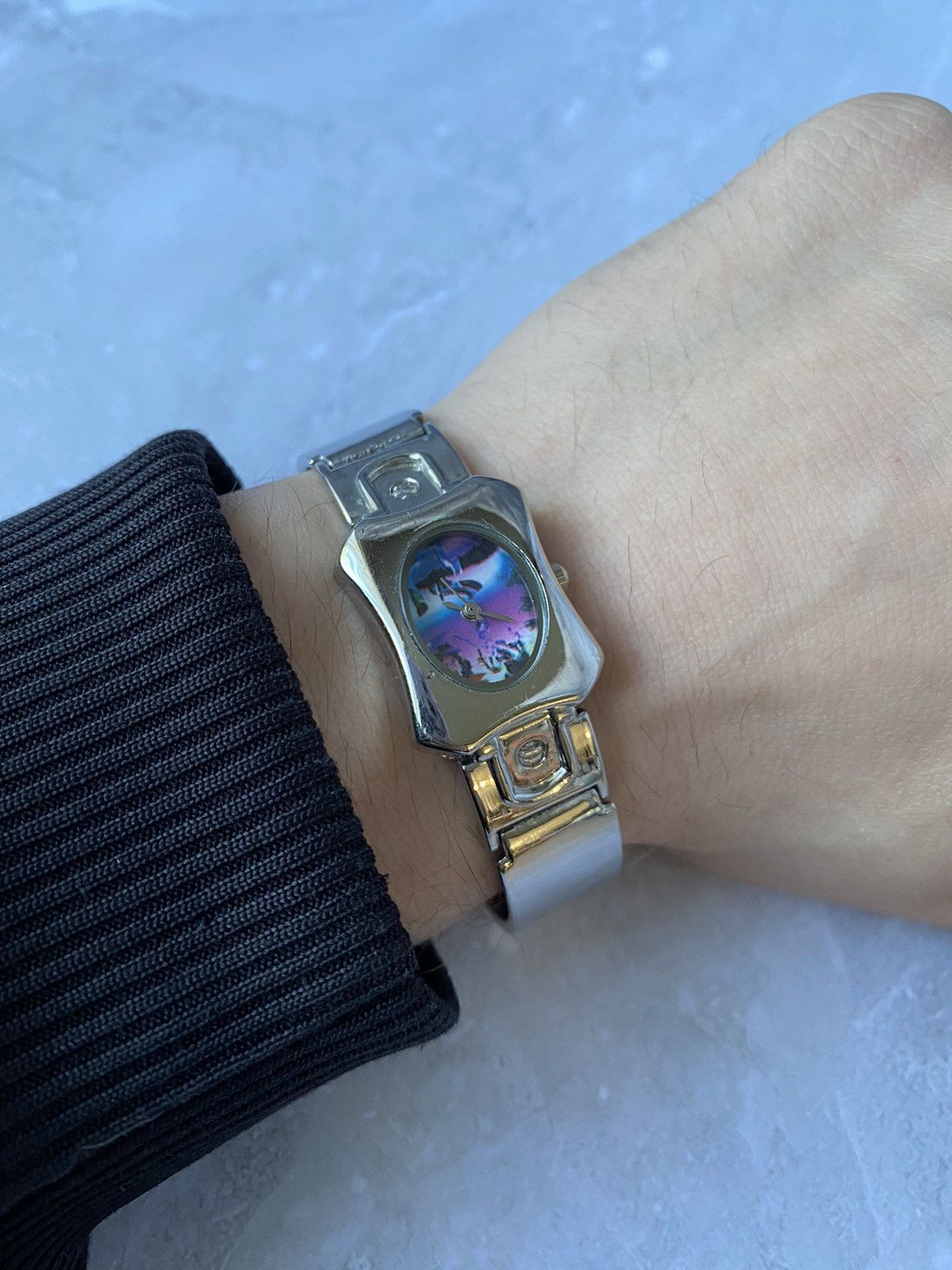 Jewelry × Vintage Vintage Bracelet Watch with Vibrant Dial Size ONE SIZE - 8 Thumbnail