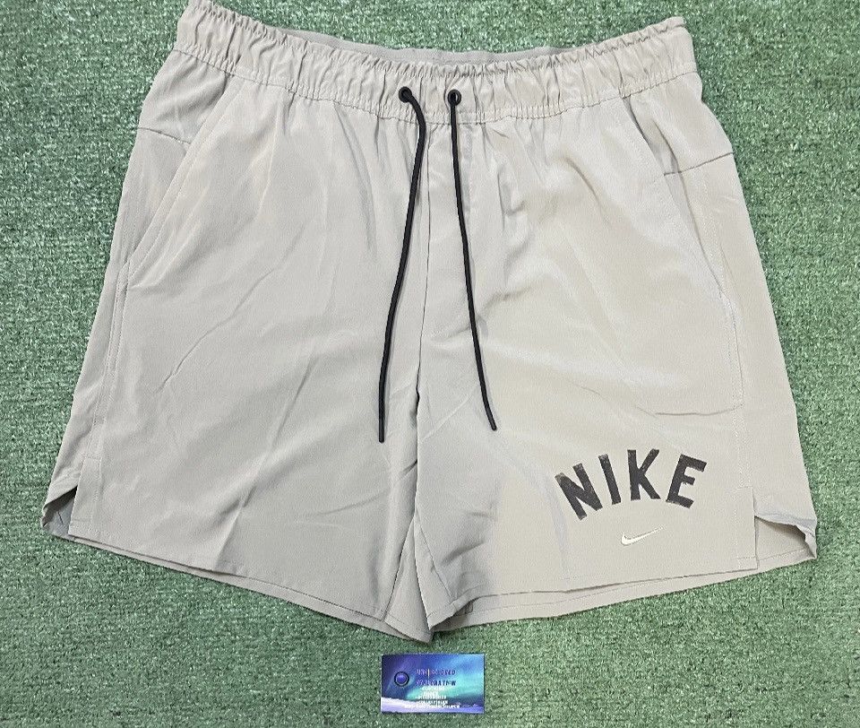 Nike Nike unlimited swoosh shorts Size US 36 / EU 52 - 1 Thumbnail