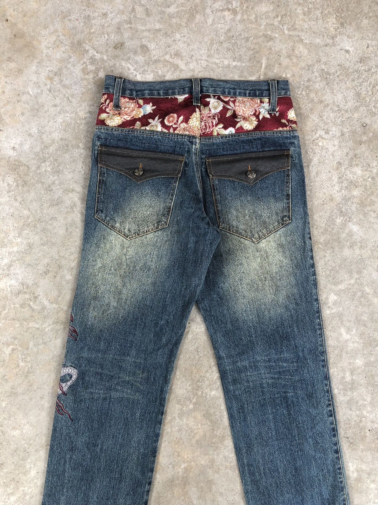Japanese Brand Japanese Gumu Dragon Embroidered Jeans Distressed Jeans Size US 31 - 8 Thumbnail