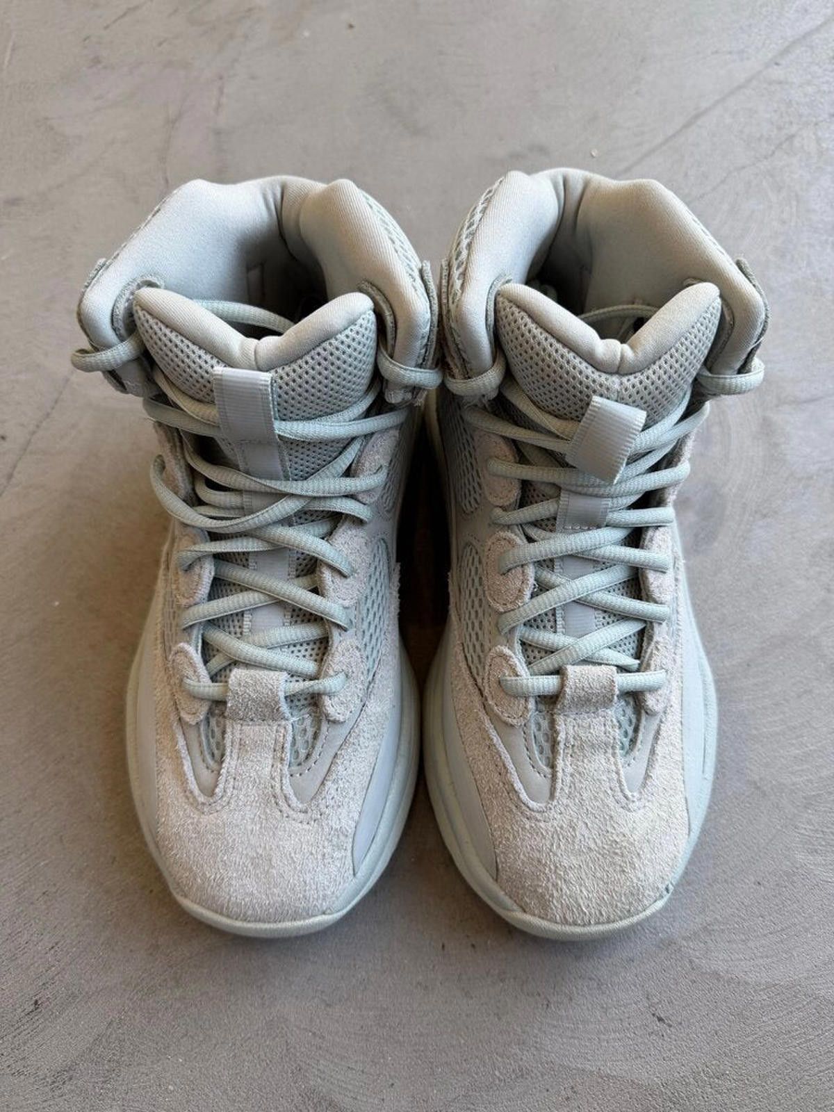 Yeezy Yeezy Desert Boot Salt Sz. 5 | No Box Size US 5 / EU 37 - 3 Thumbnail