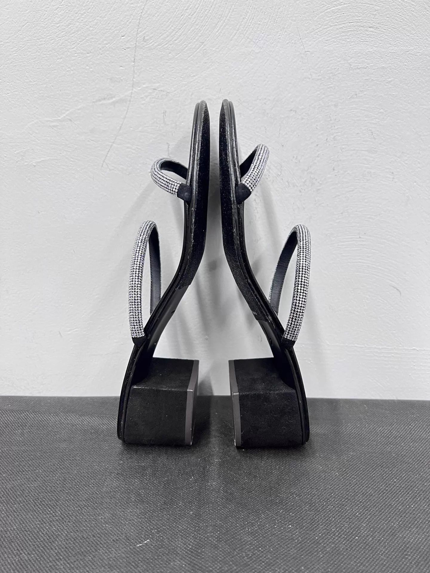 Giuseppe Zanotti Giuseppe Zanotti GZ Simple Crystal 1-Strap Slide 38 New Size US 7.5 / IT 37.5 - 6 Thumbnail