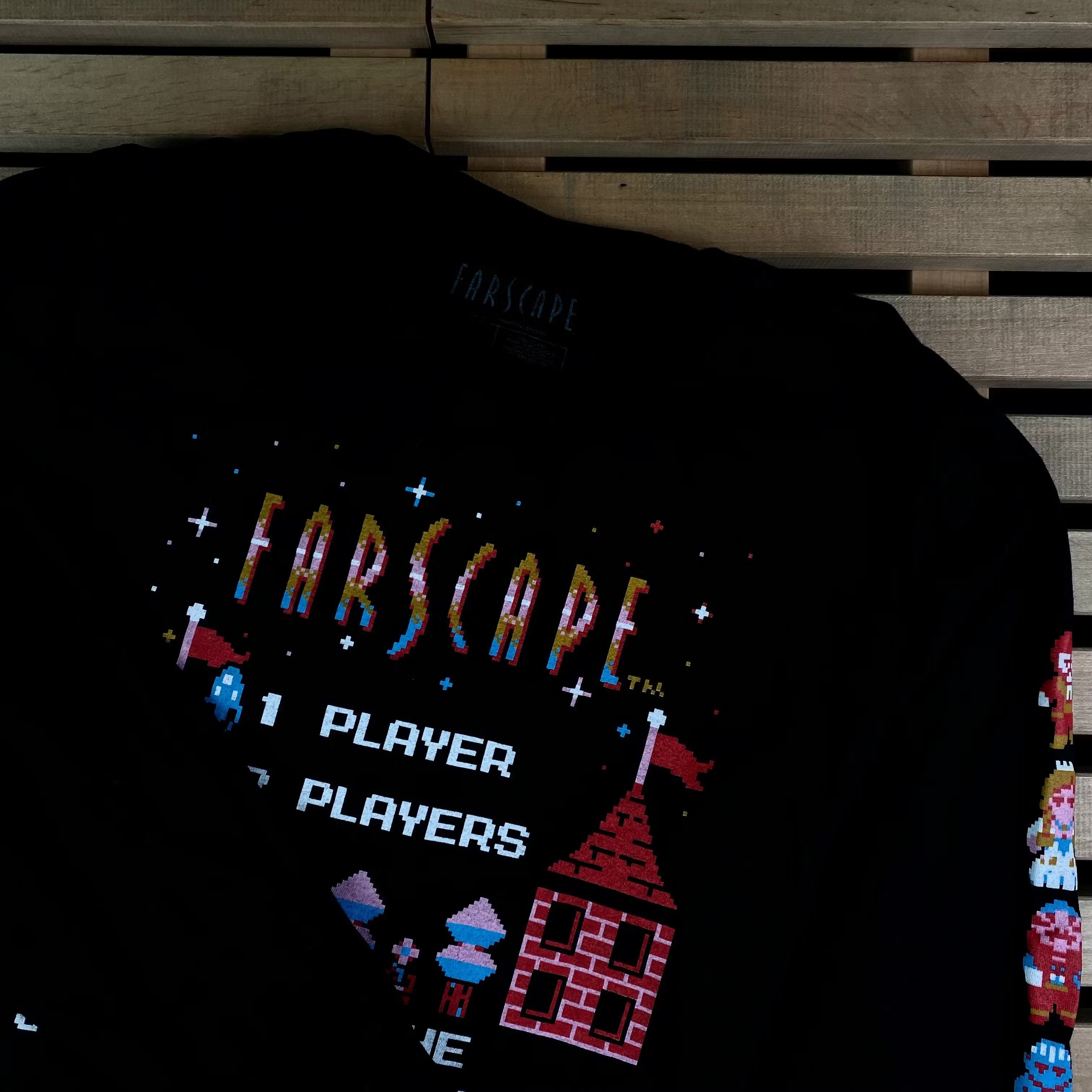Vintage Mens Vintage Long Sleeve T Shirt Farscape Size L Size US L / EU 52-54 / 3 - 2 Thumbnail